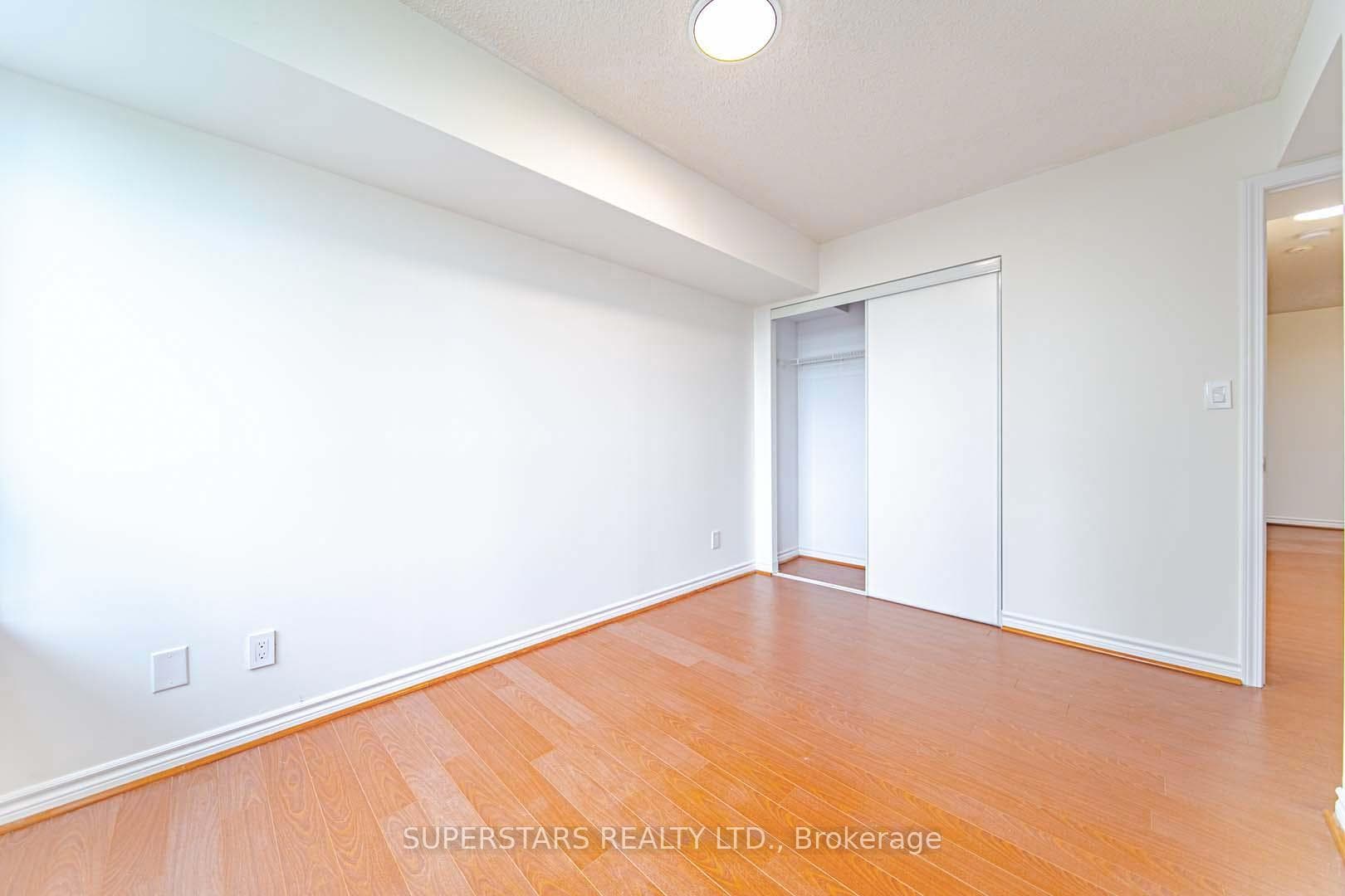 2 Rean Drive Unit 1008 photo 11