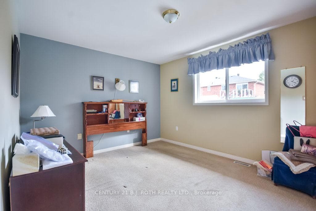 26 Johnson Street photo 29