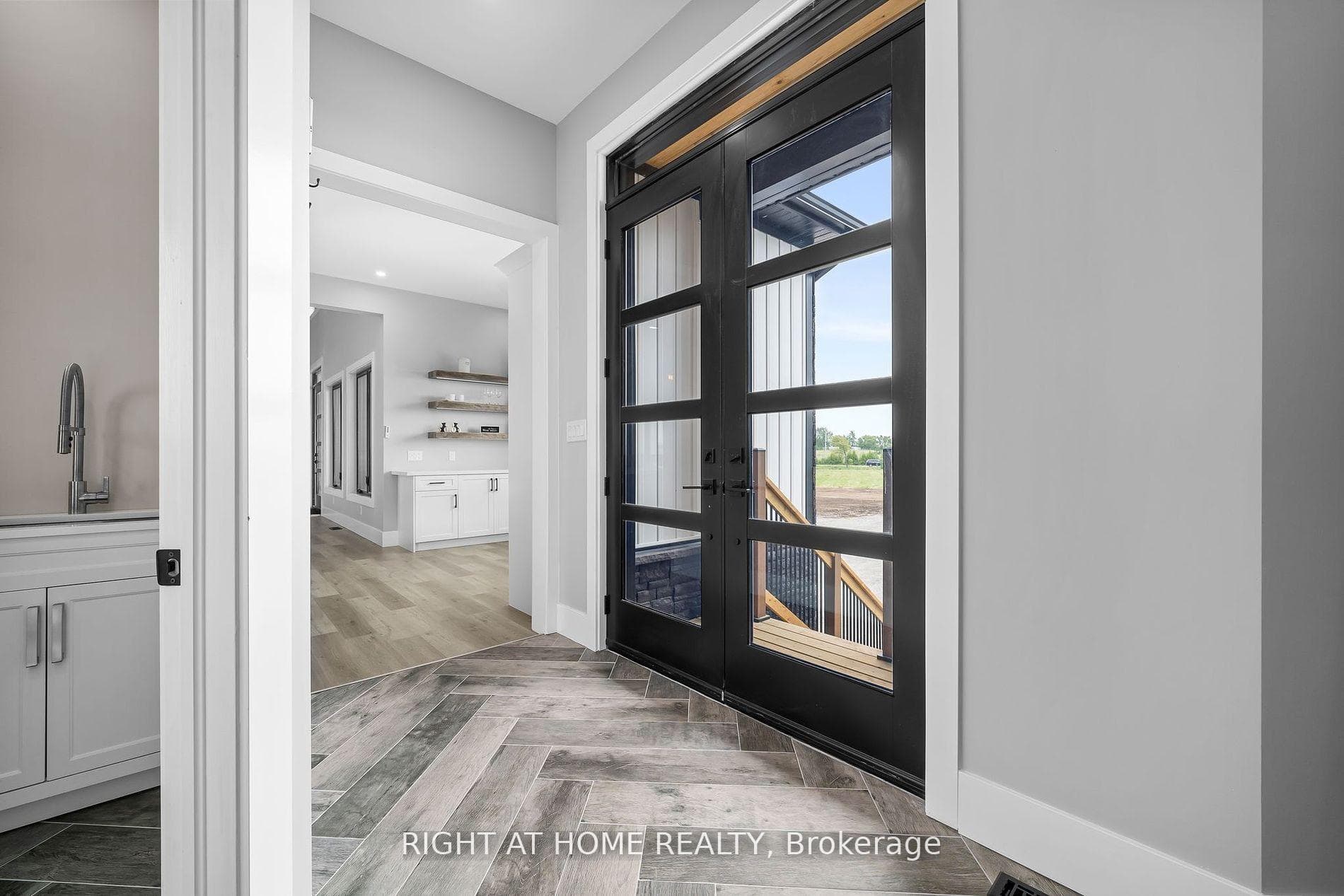 16 Cambray Road photo 31