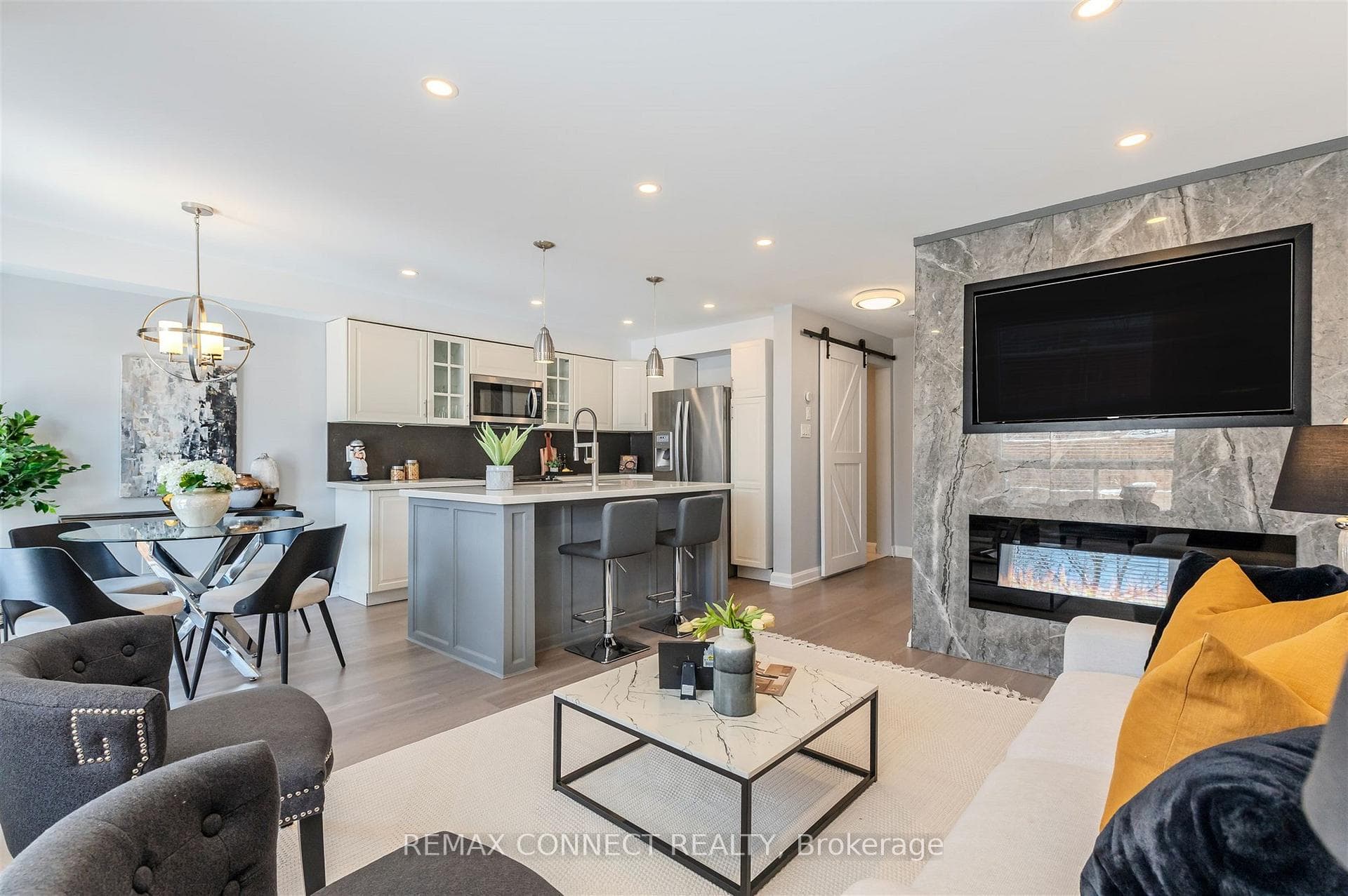 13 Murphy Lane photo 6