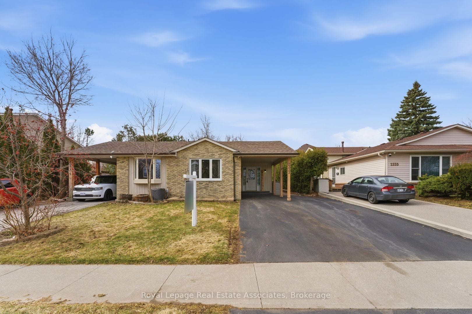 2333 Melissa Crescent photo 39