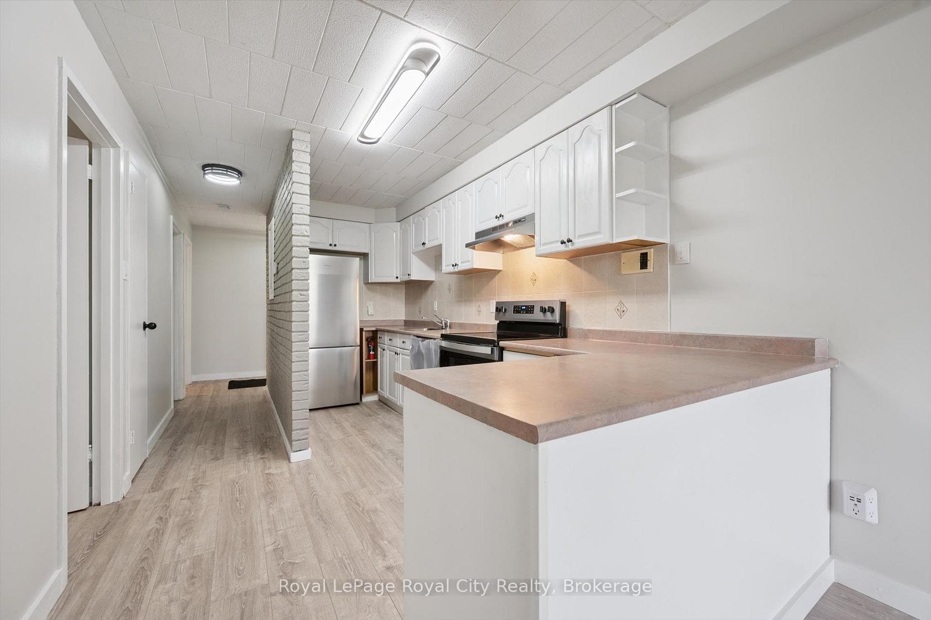 63 Conroy Crescent Unit 24 photo 7