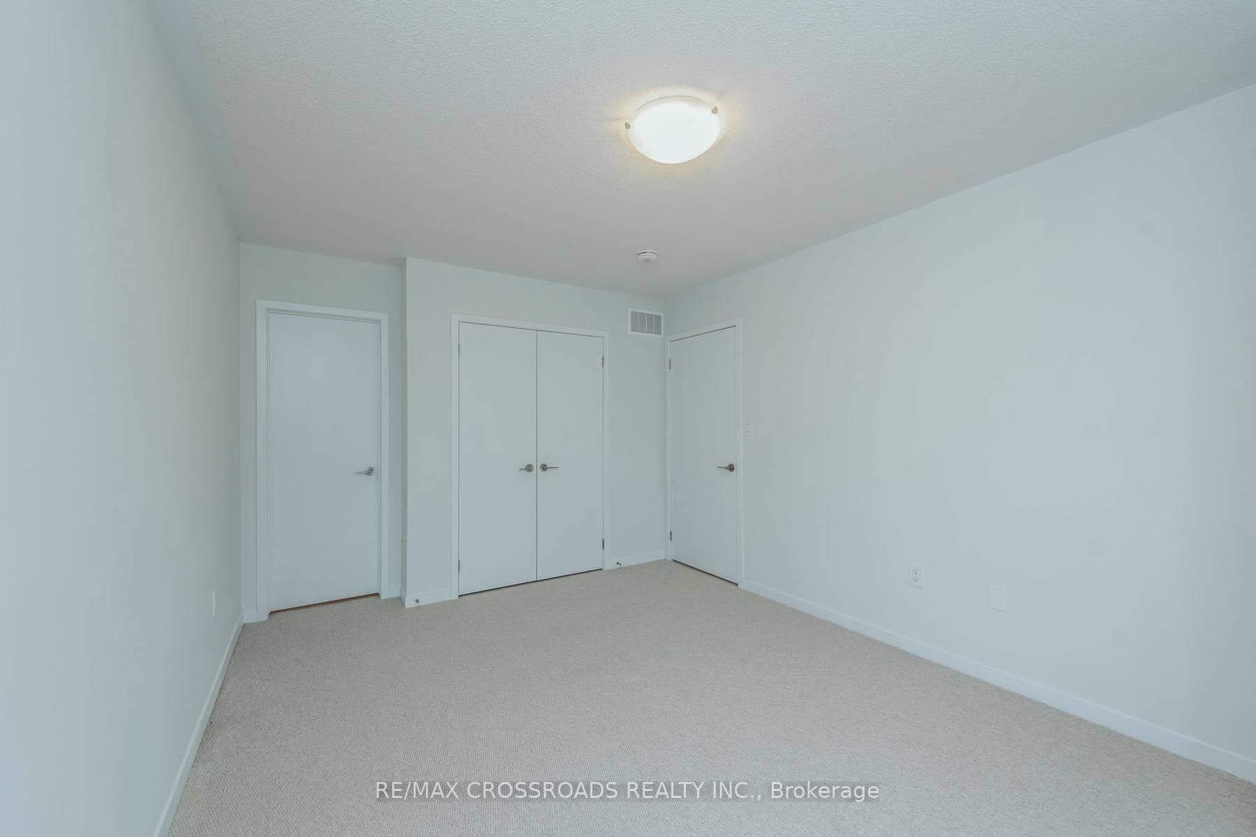 140 Honeycrisp Crescent Unit 292 photo 19