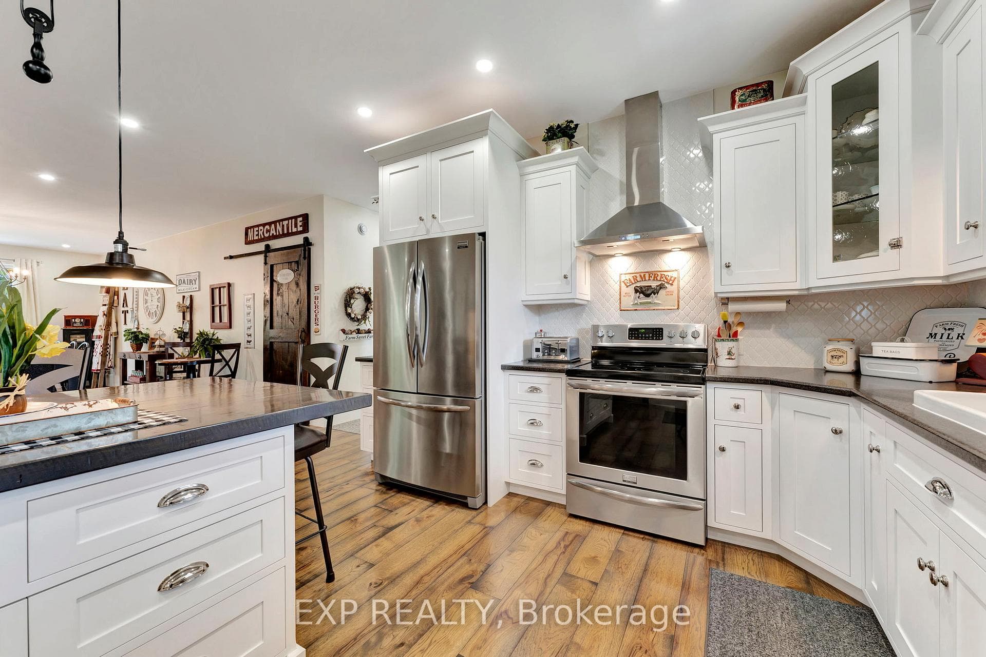 3034 Station Road photo 11