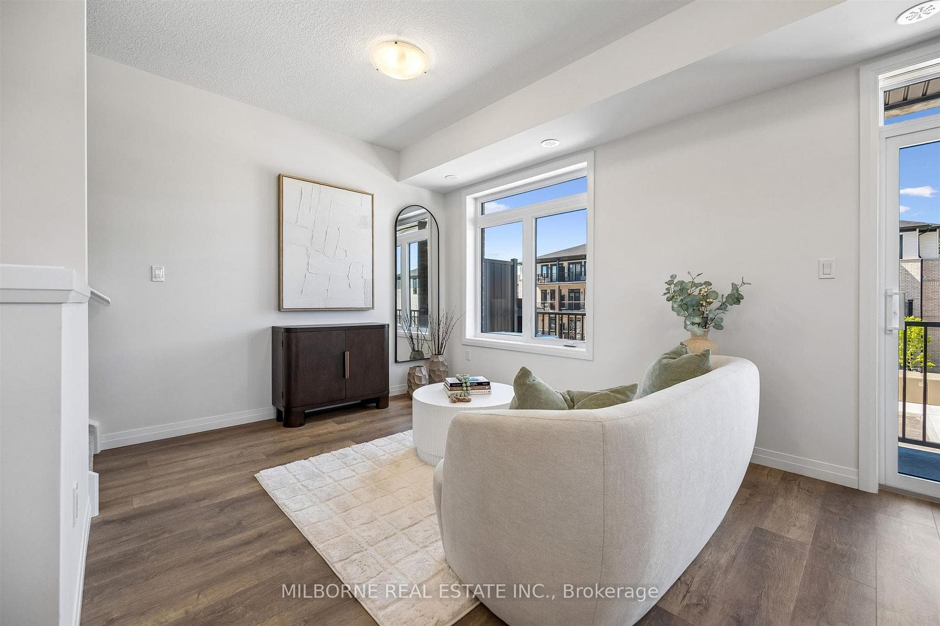 Photos Of Model Suite - Colour Package Varies