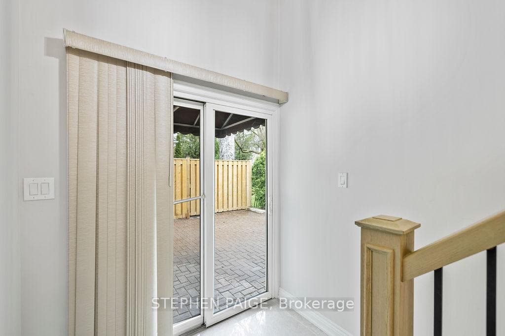 934 Lasalle Park Road photo 22