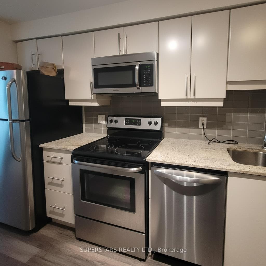 33 Bay Street Unit 1505 photo 3