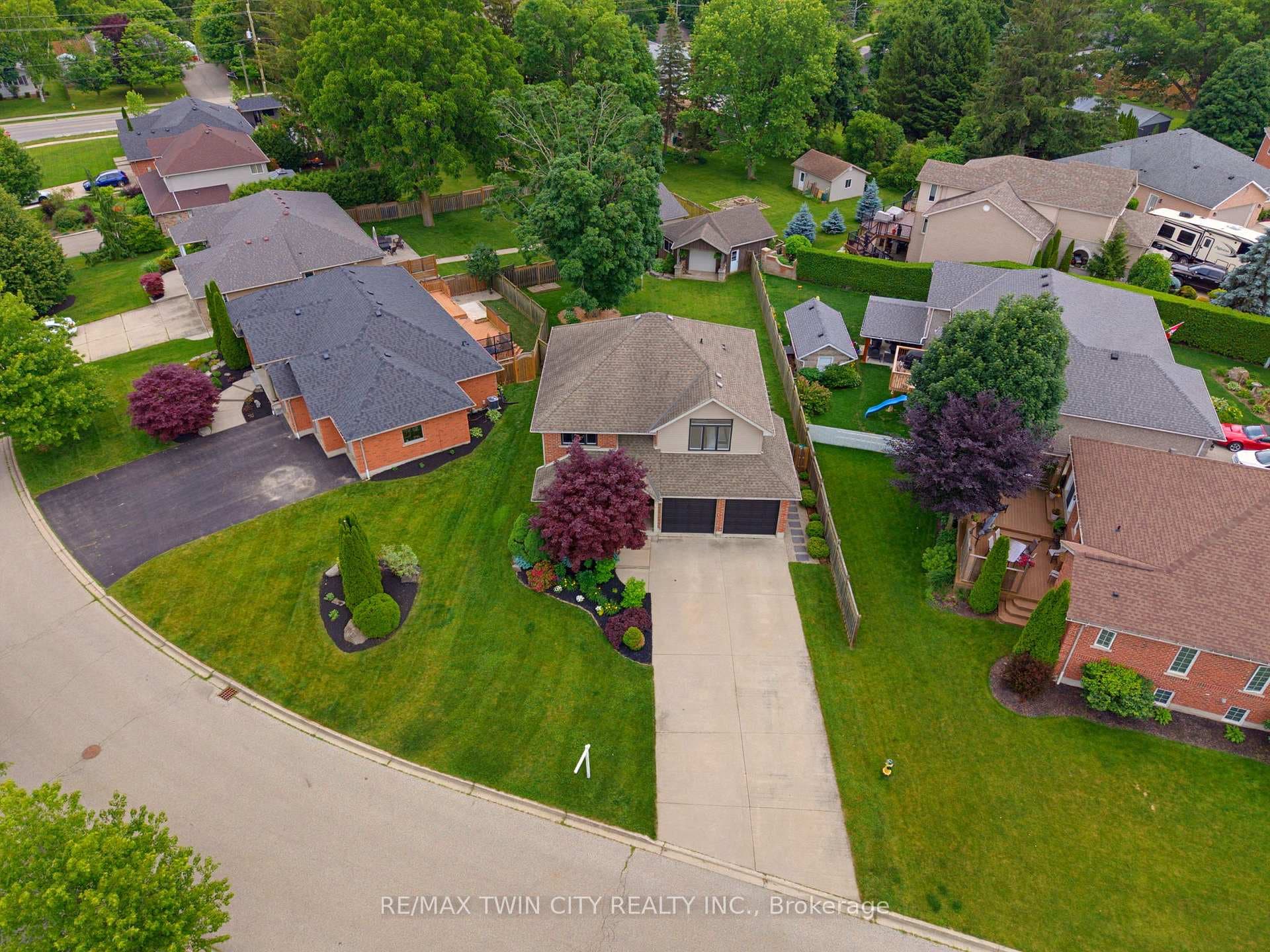9 Burnside Drive photo 38