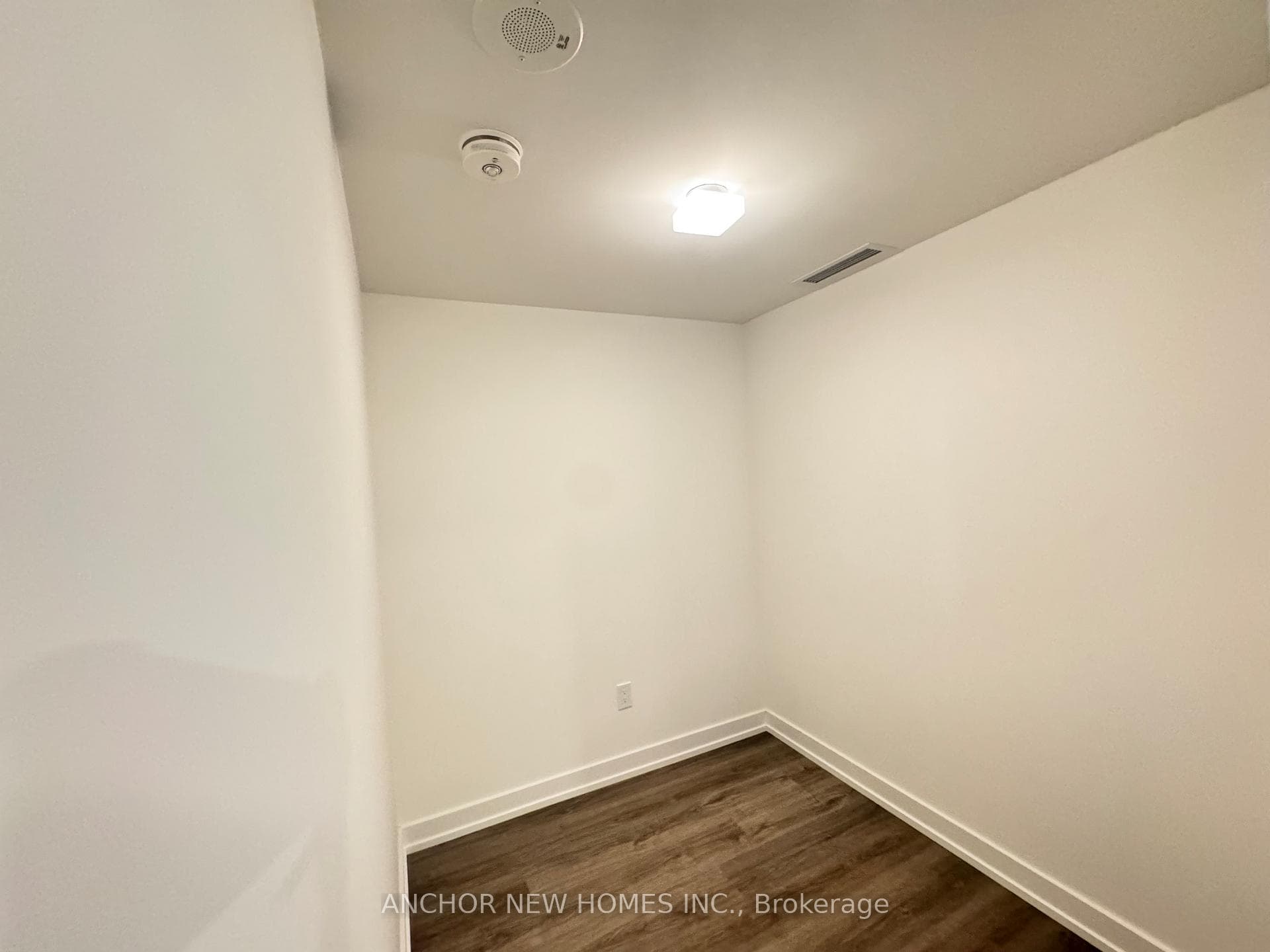 28 Eastern Avenue Unit 216 photo 11