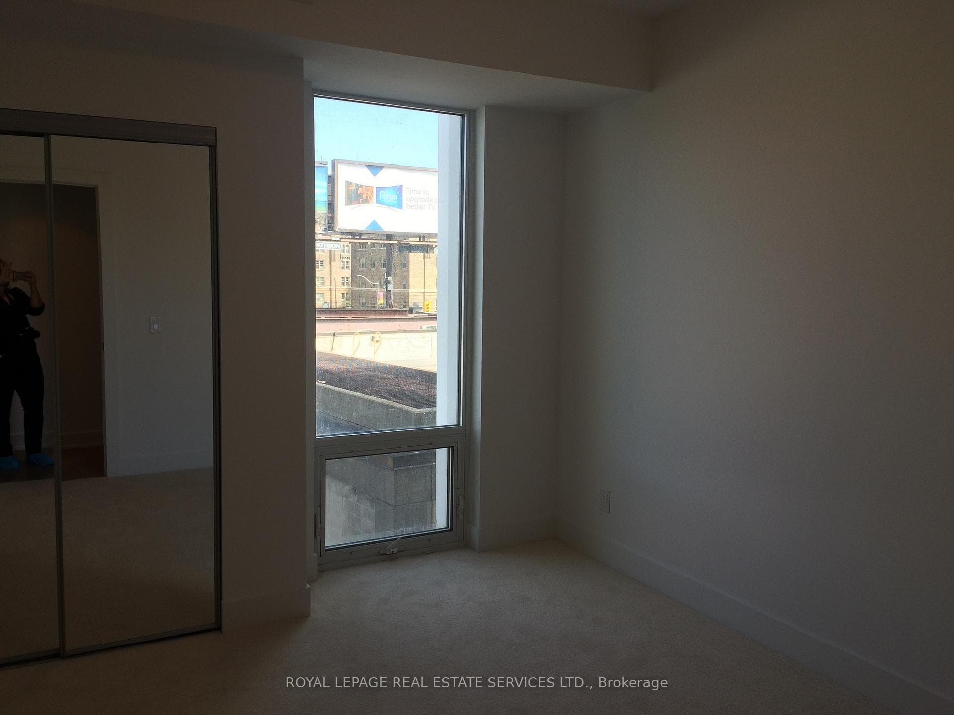 3018 Yonge Street Unit 304 photo 8