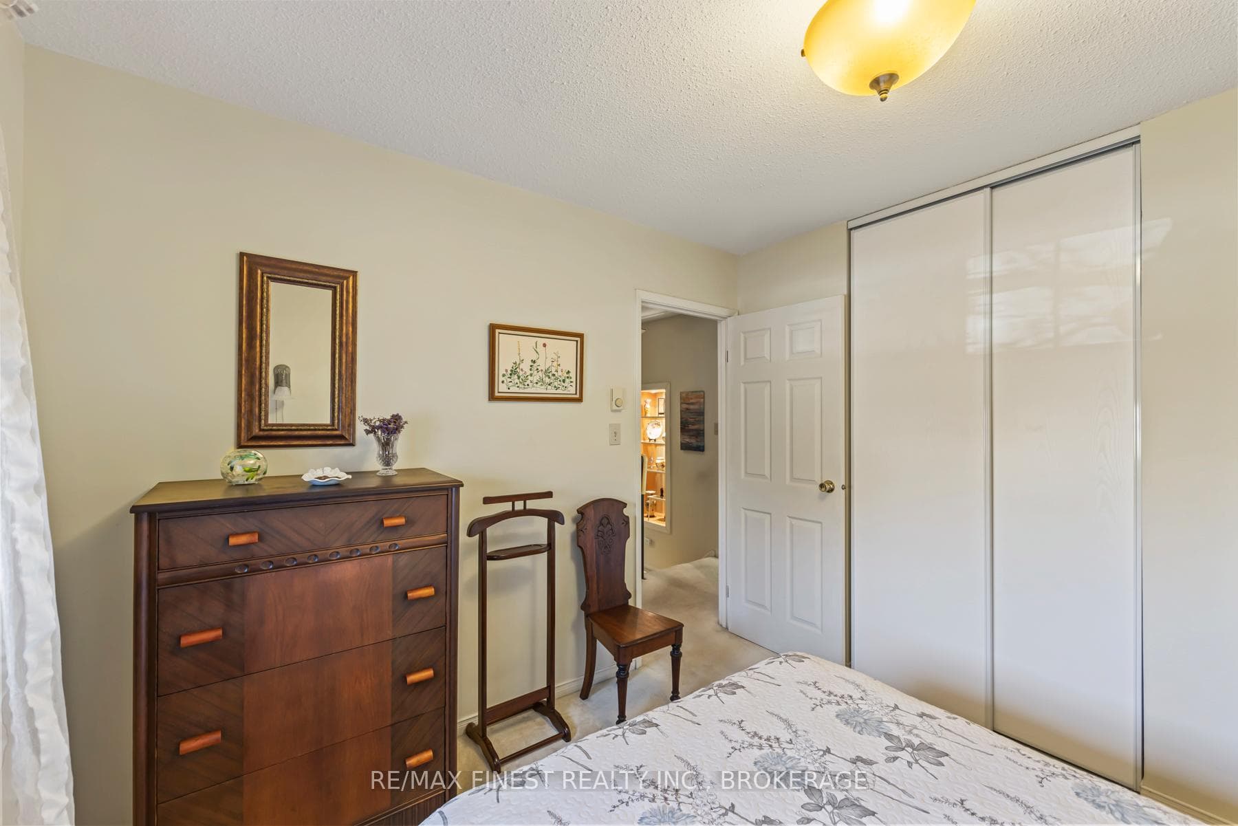 19 Macpherson Avenue Unit 48 photo 30