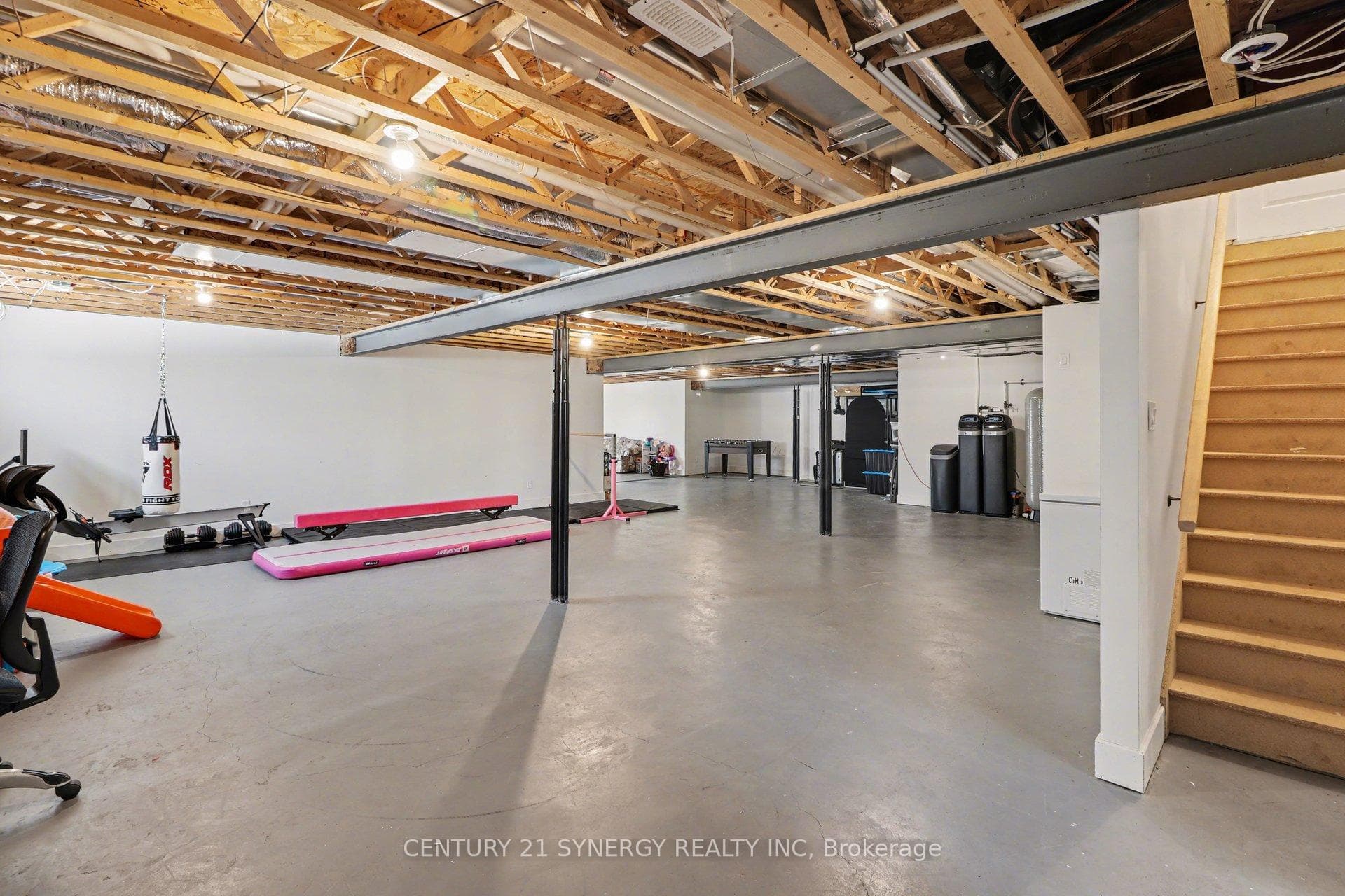 1261 Drouin Road photo 31