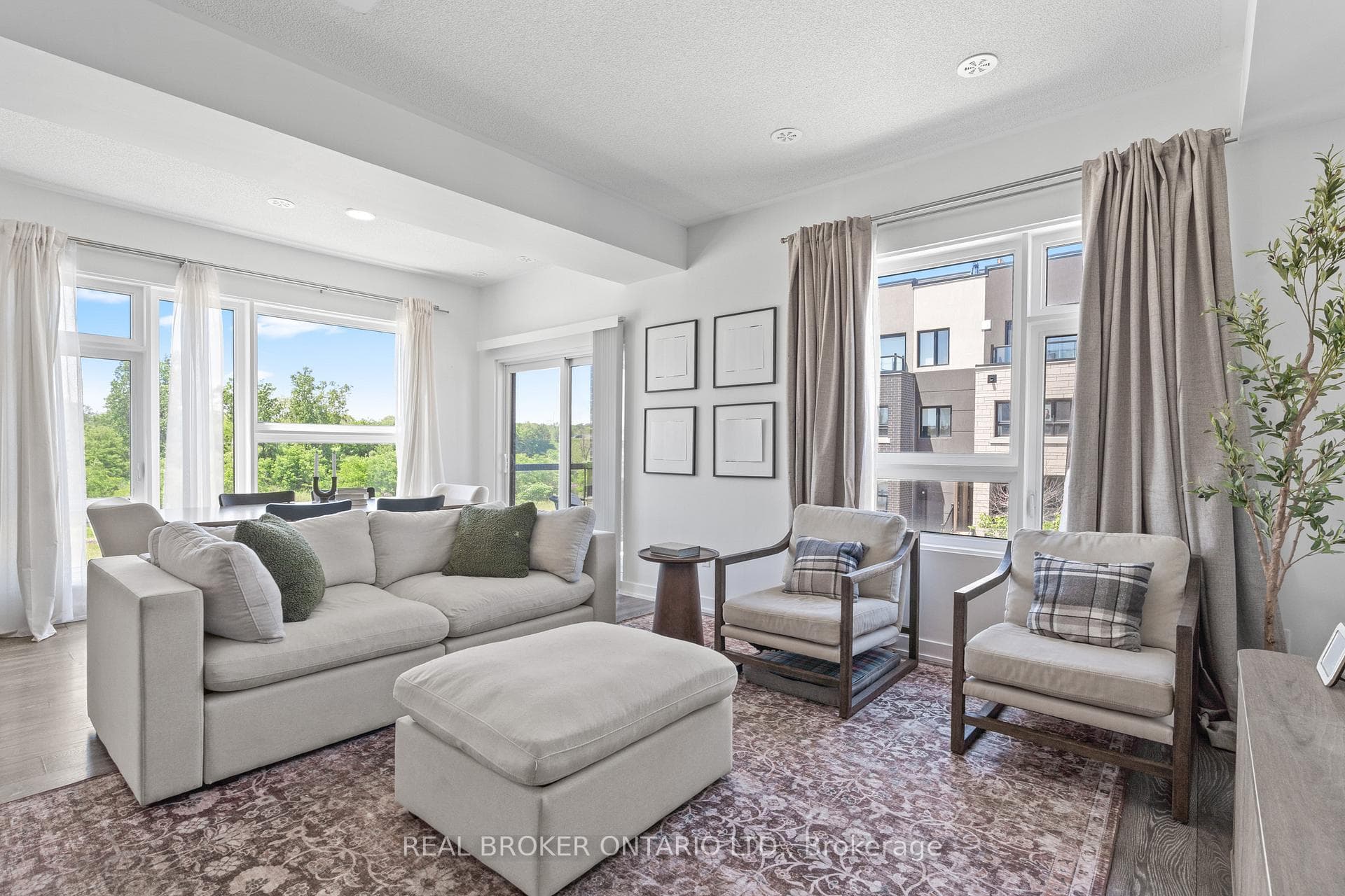 1121 Cooke Boulevard Unit 1 photo 1