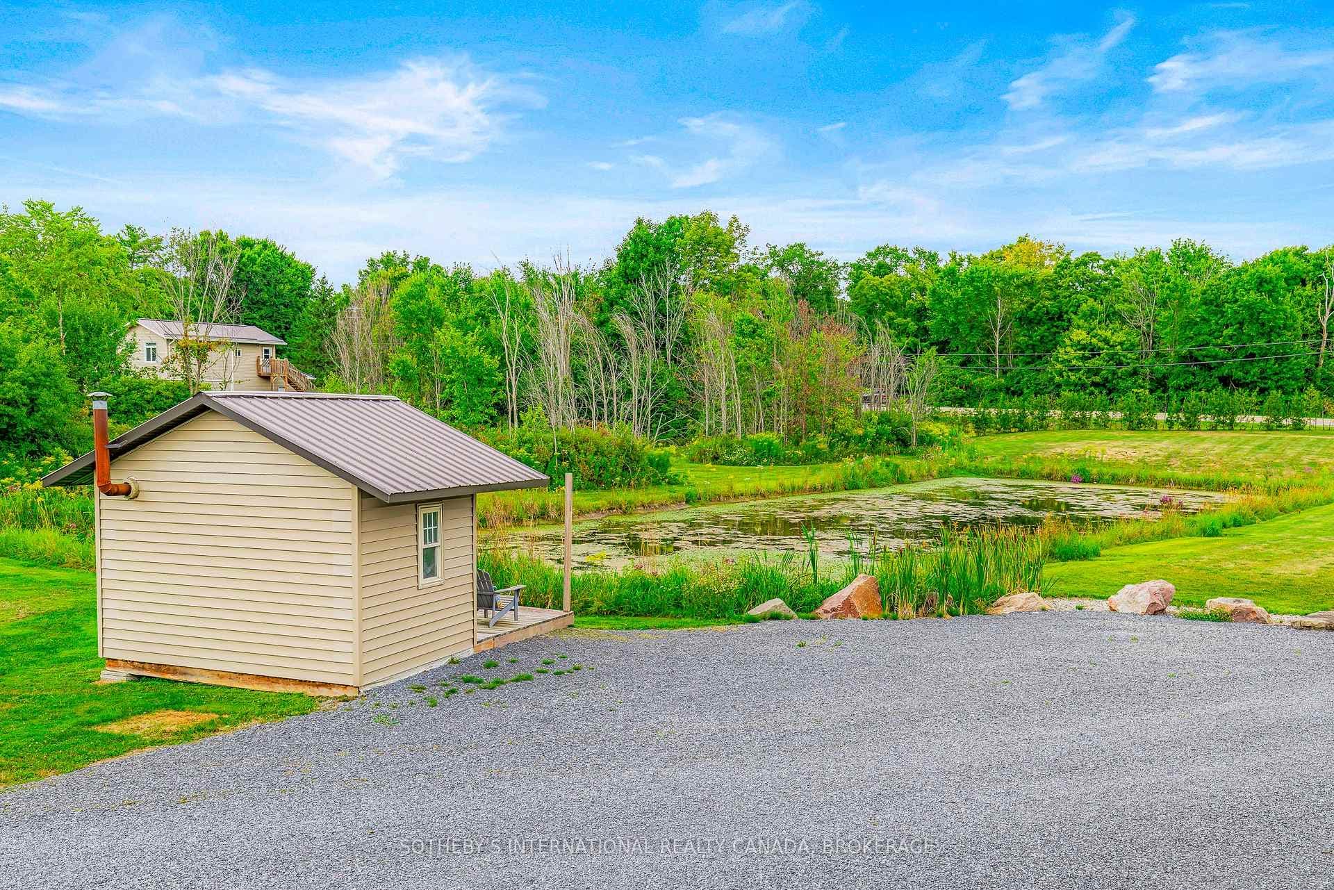 92 Reynolds Road photo 48