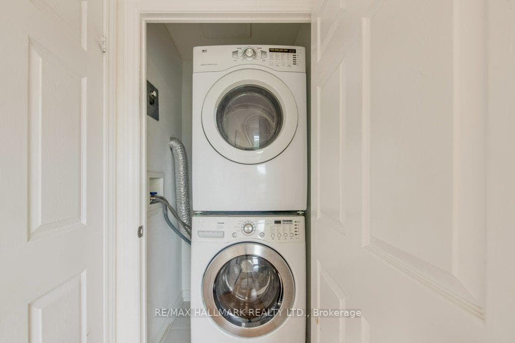 280 Donlands Avenue Unit 1101 photo 15