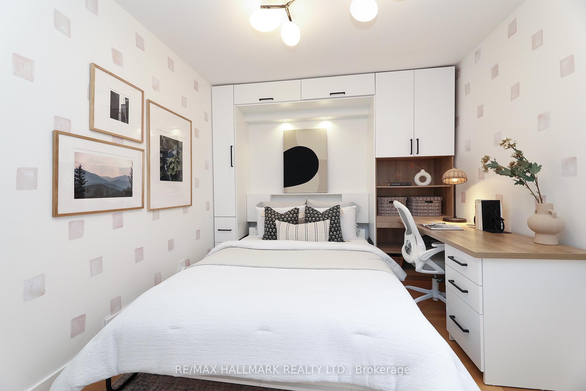 339 Scarborough Road photo 34