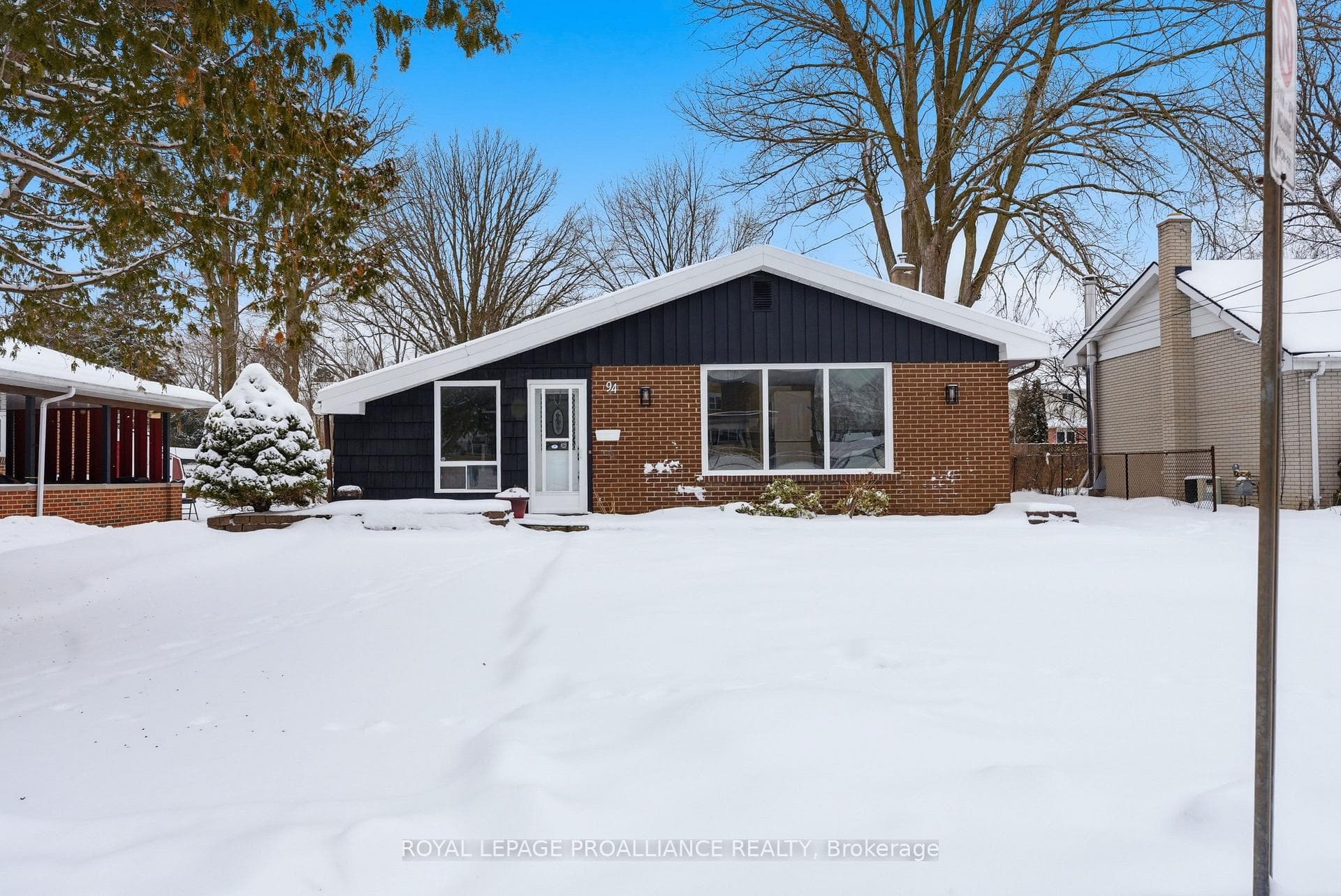 94 Rollins Drive photo 1