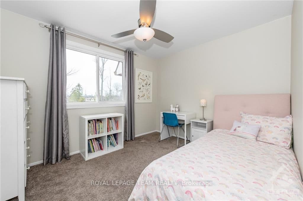 19 DENEWOOD Crescent photo 20
