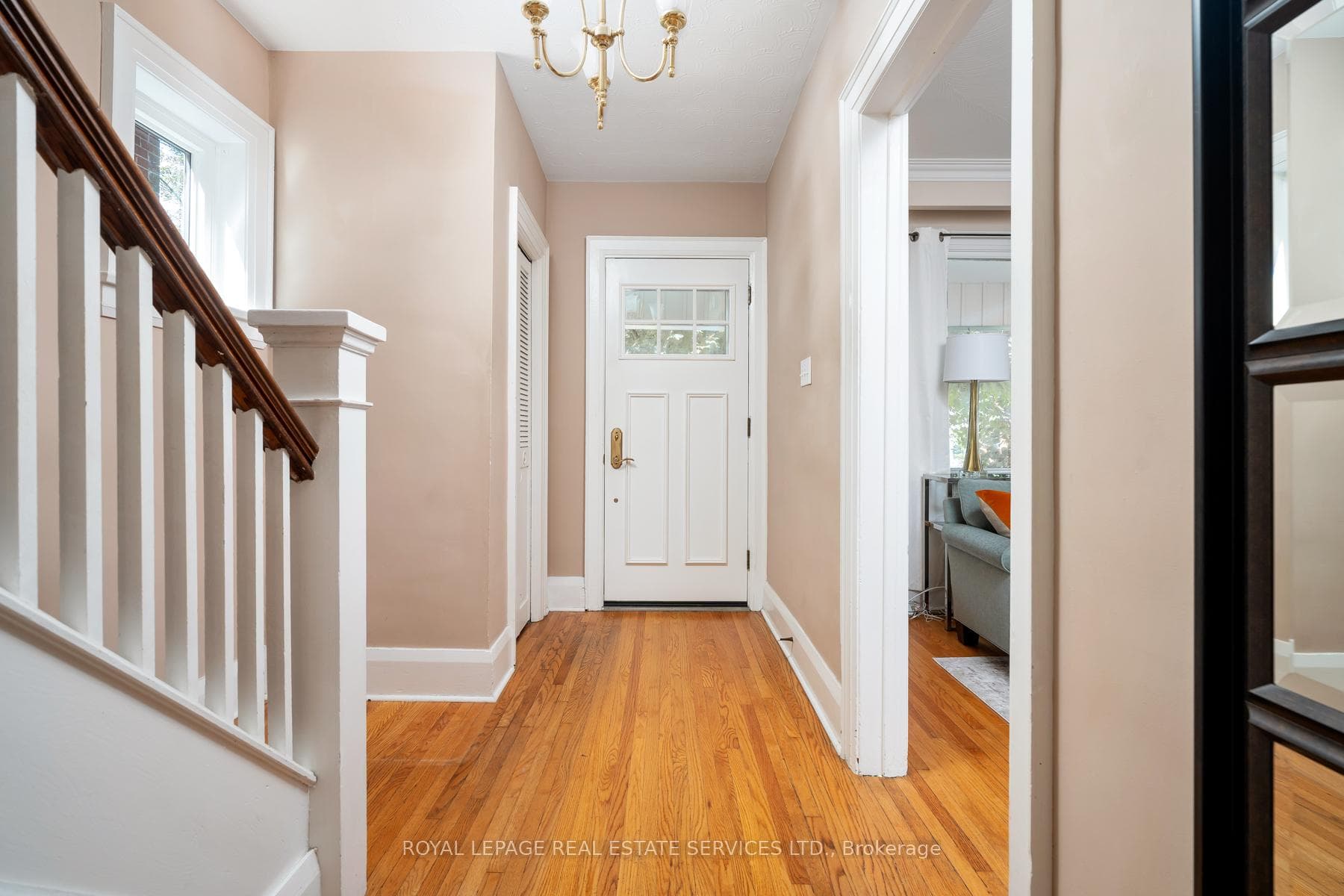 557 Beresford Avenue photo 3