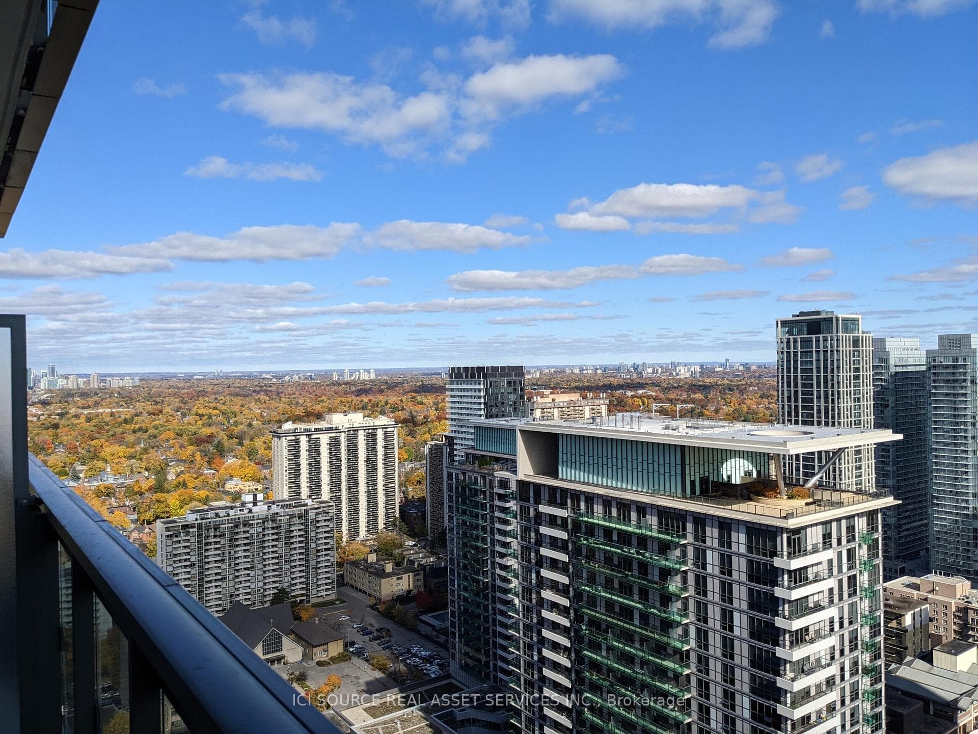 39 Roehampton Avenue Unit 3210 photo 21