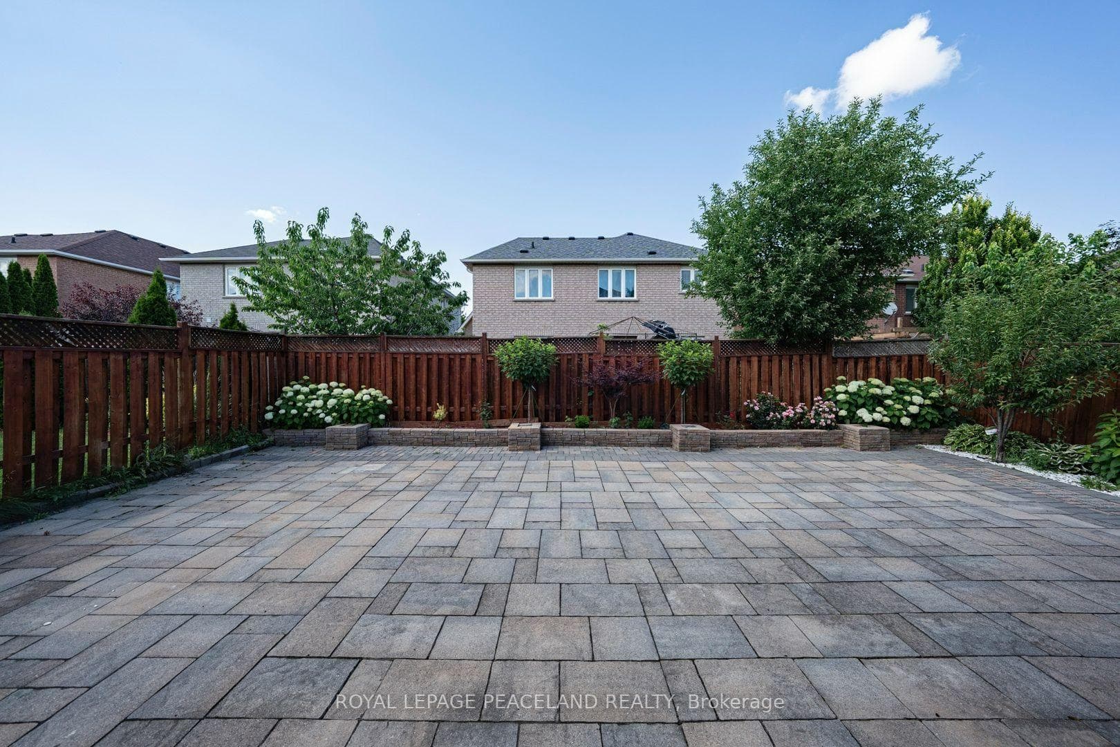 152 Flagstone Way photo 48