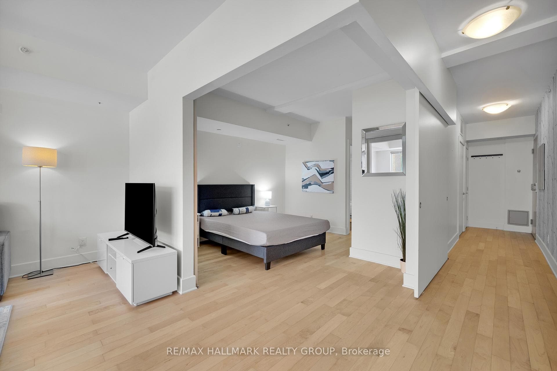 390 Booth Street Unit 106 photo 22