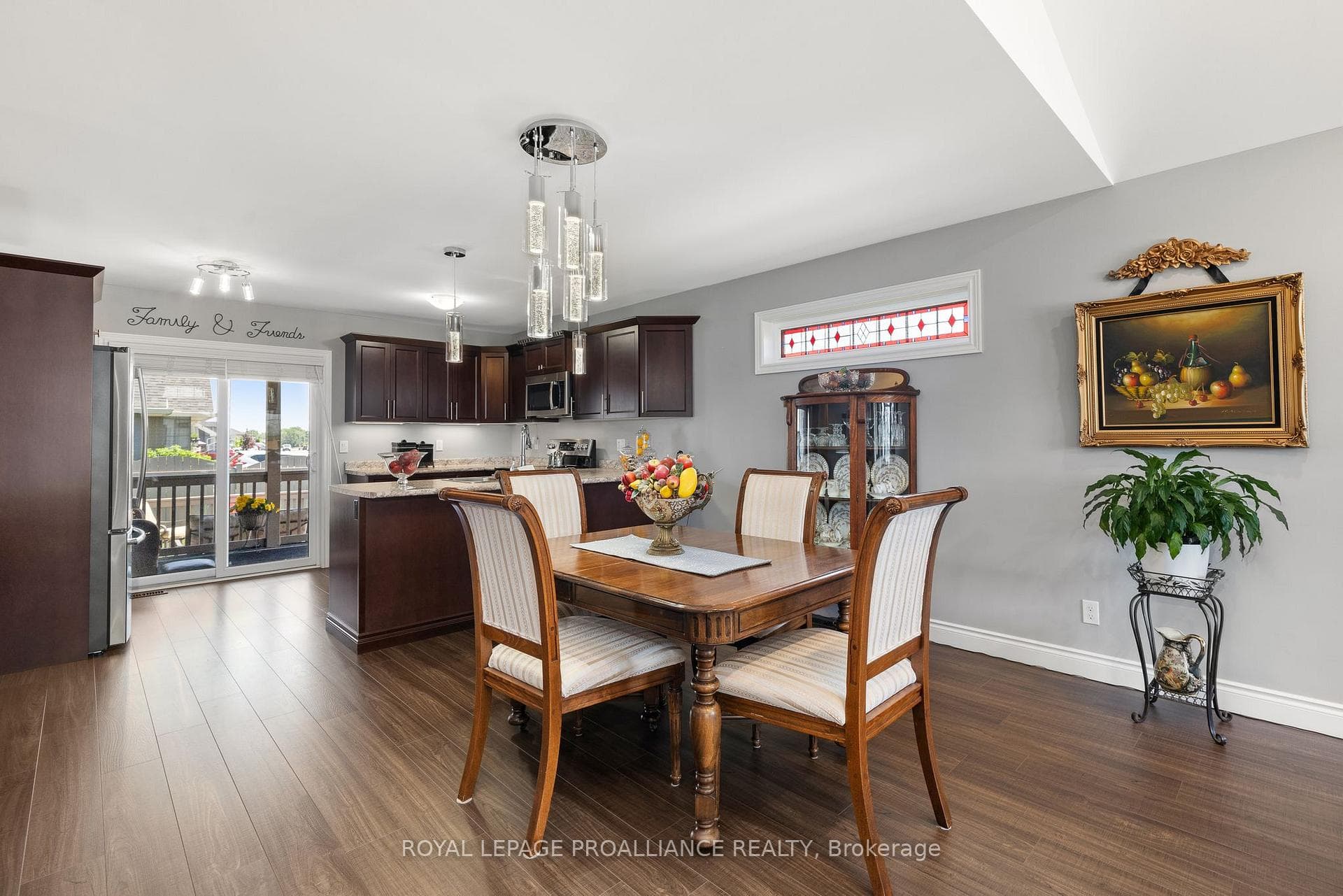 79 DEACON Place photo 12