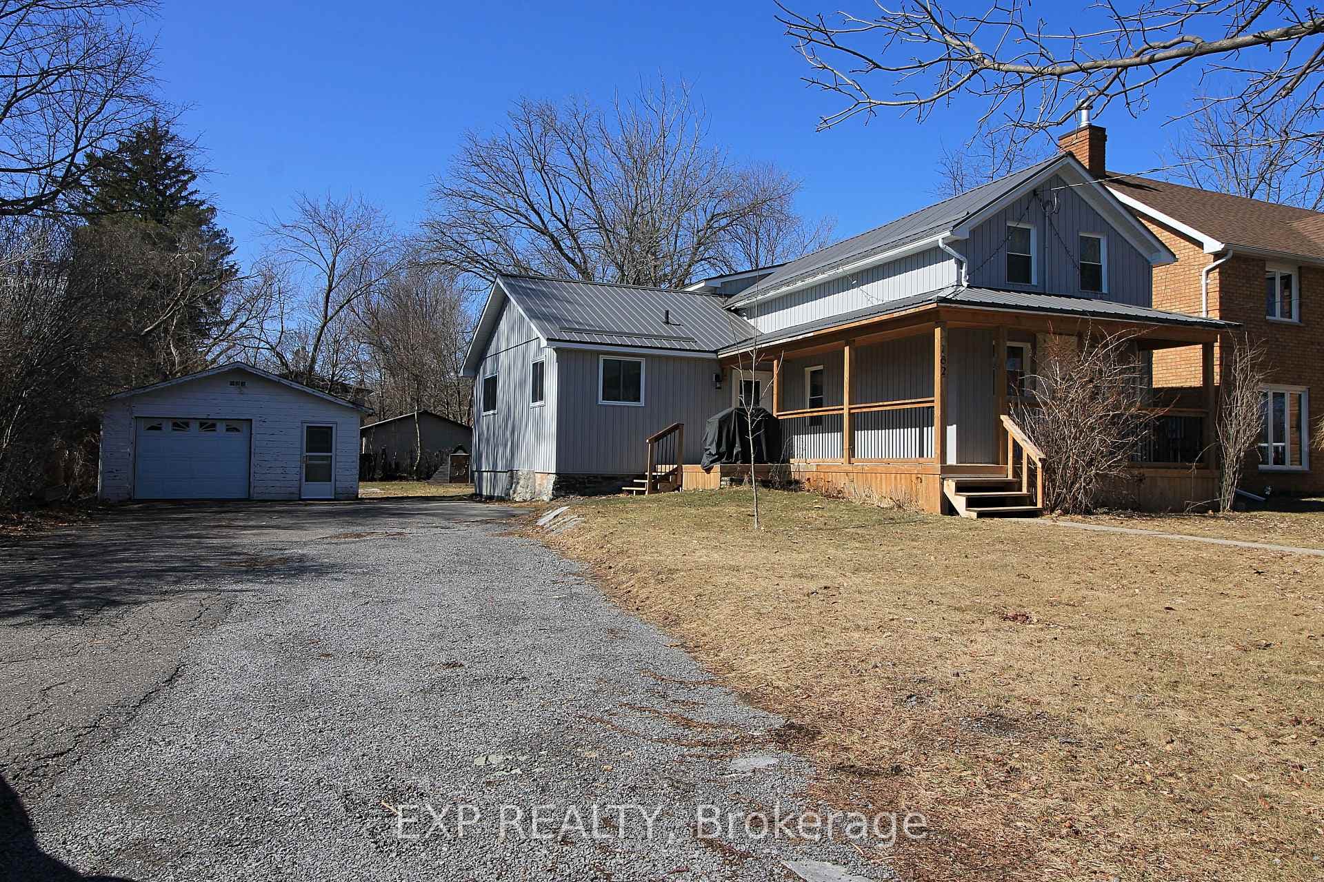 162 Donald Street photo 1