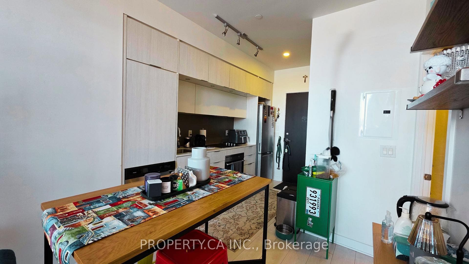 170 Sumach Street Unit 425 photo 14