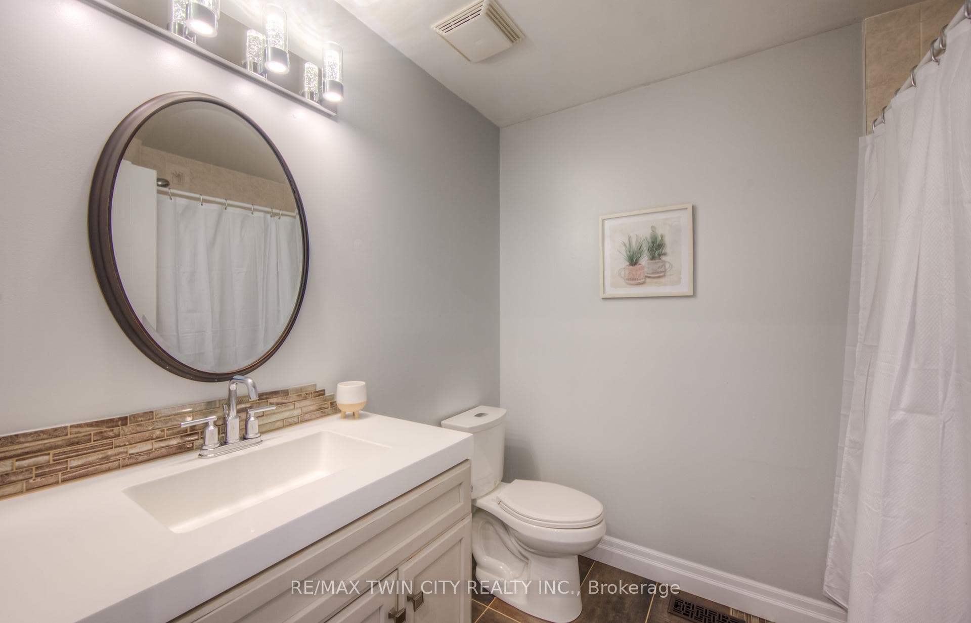 776 Zermatt Drive photo 19