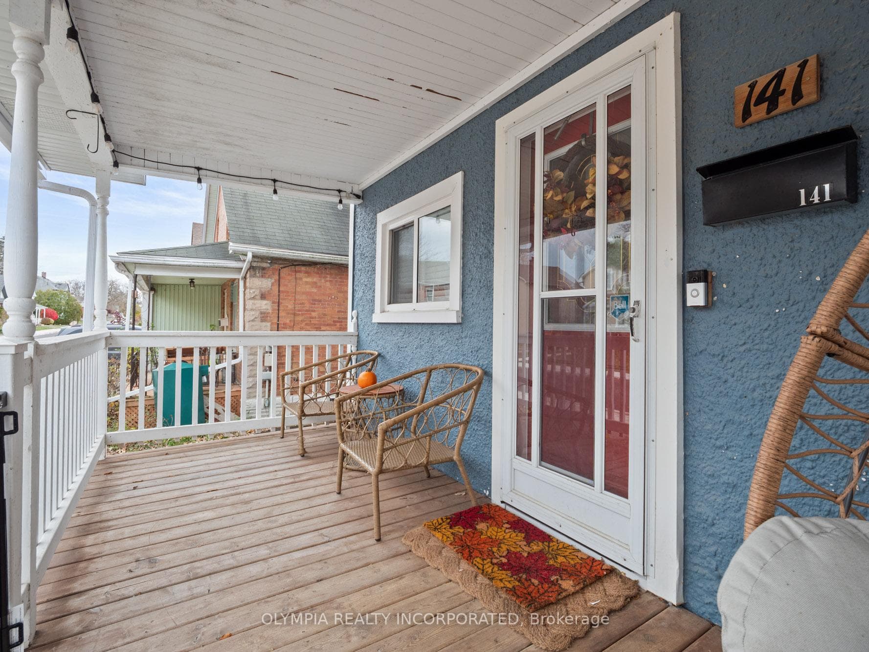 141 Elizabeth Street photo 27