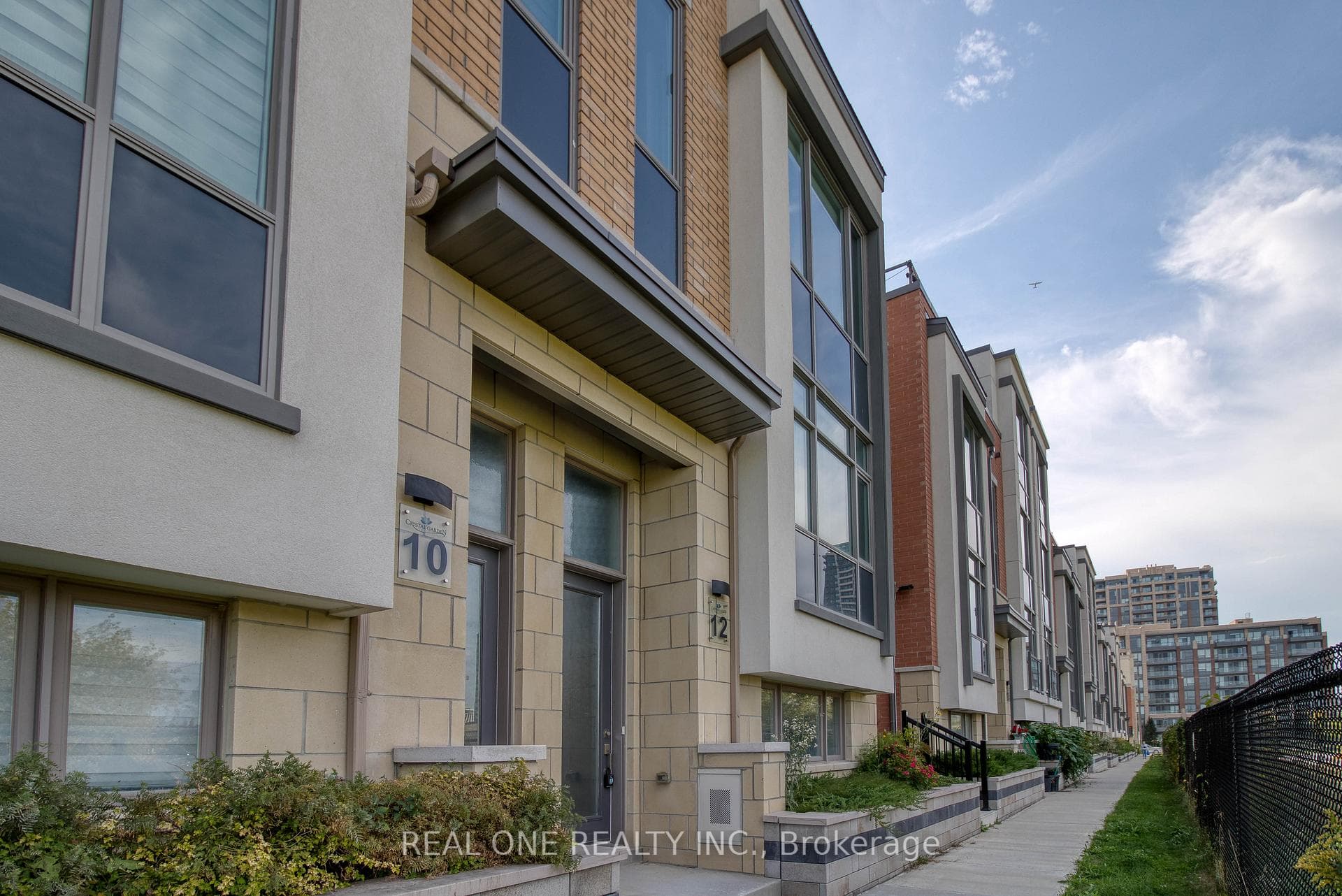 12 Teasel Way photo 1