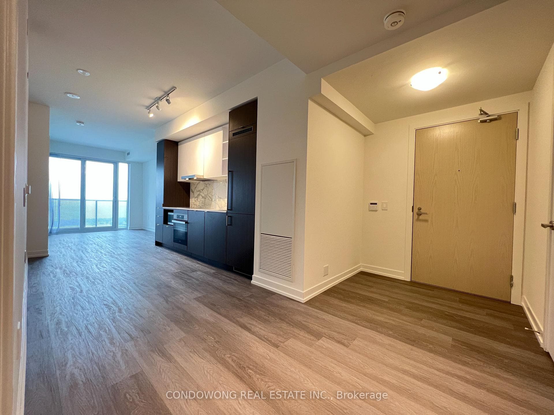 55 Cooper Street Unit 7510 photo 2