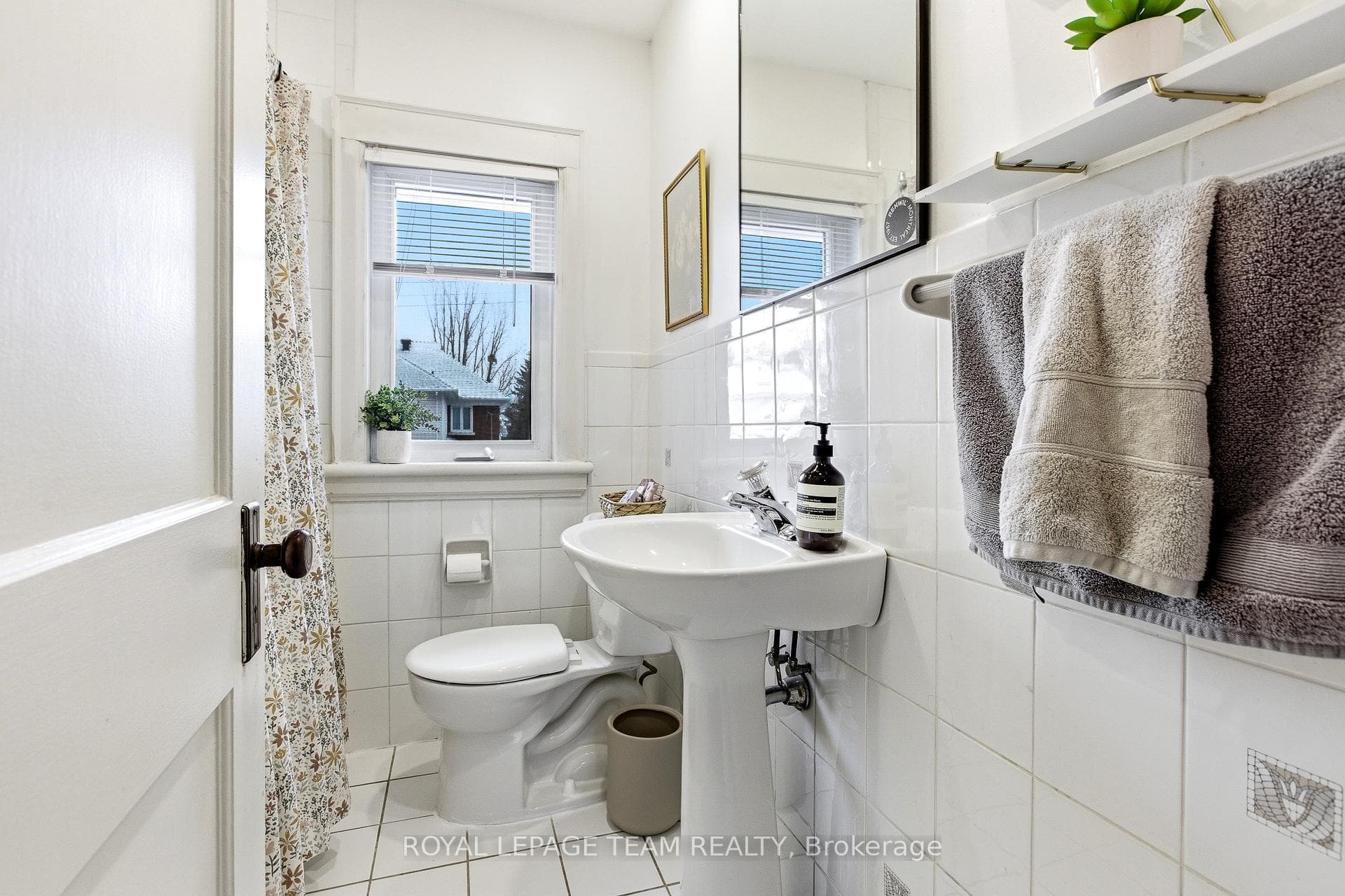 45 Harmer Avenue photo 19