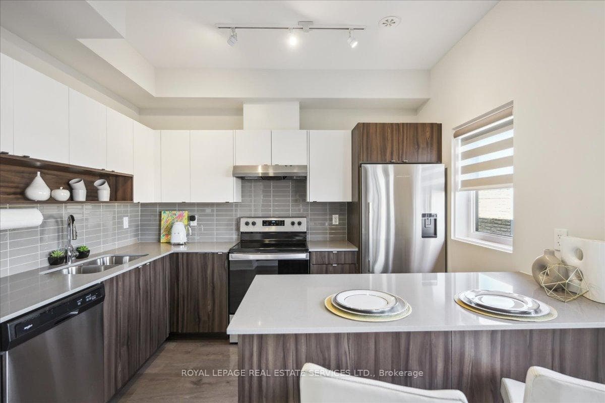 1121 Cooke Boulevard Unit 61 photo 17