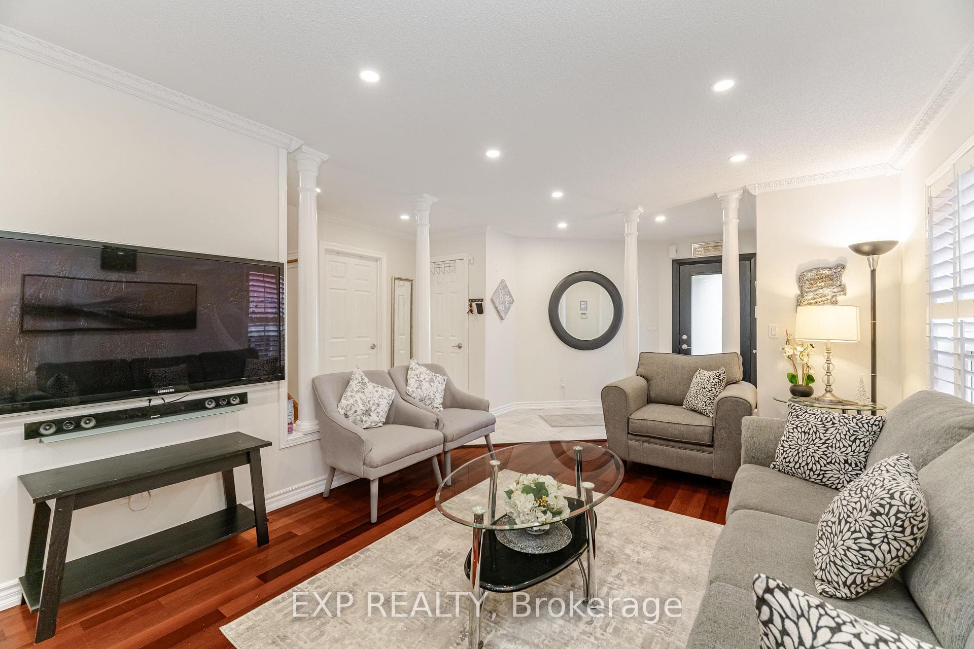 891 Stonebridge Avenue photo 6