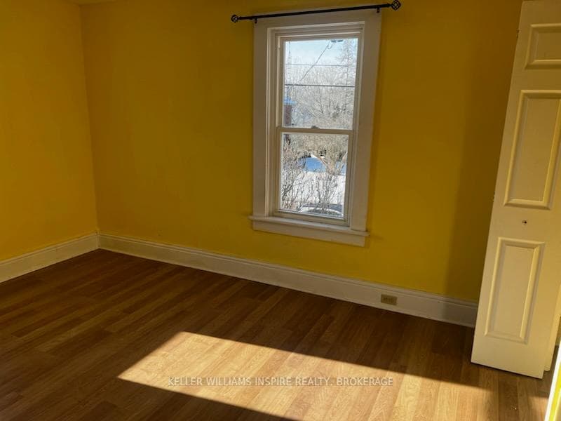 8 Main Street Unit B photo 6