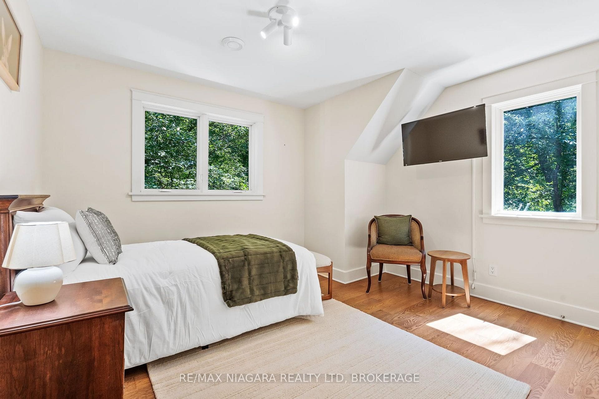 429 Ridge Road photo 30