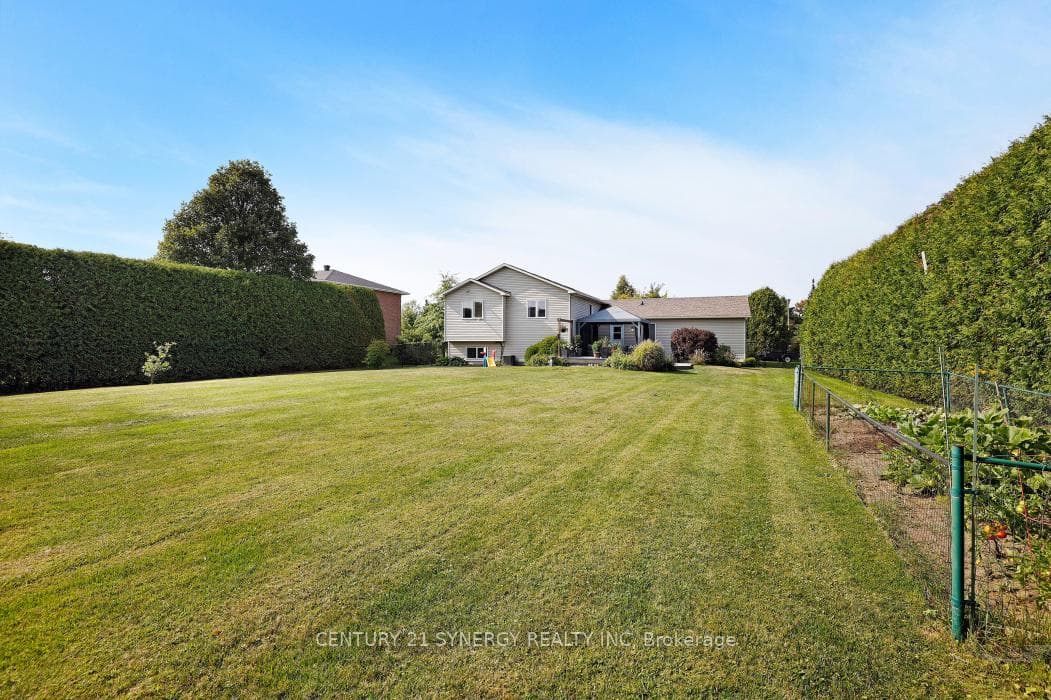 2725 Glen Street photo 42