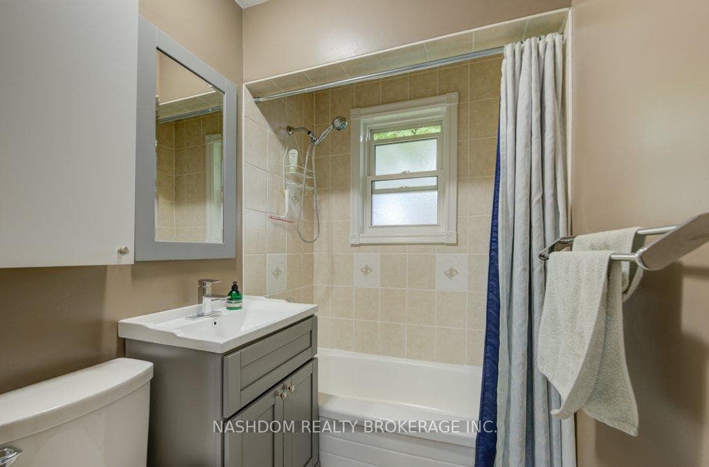 1 Bryant Court photo 18