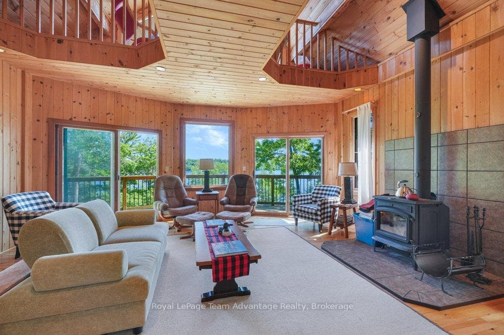 Big Windows Facing Bay