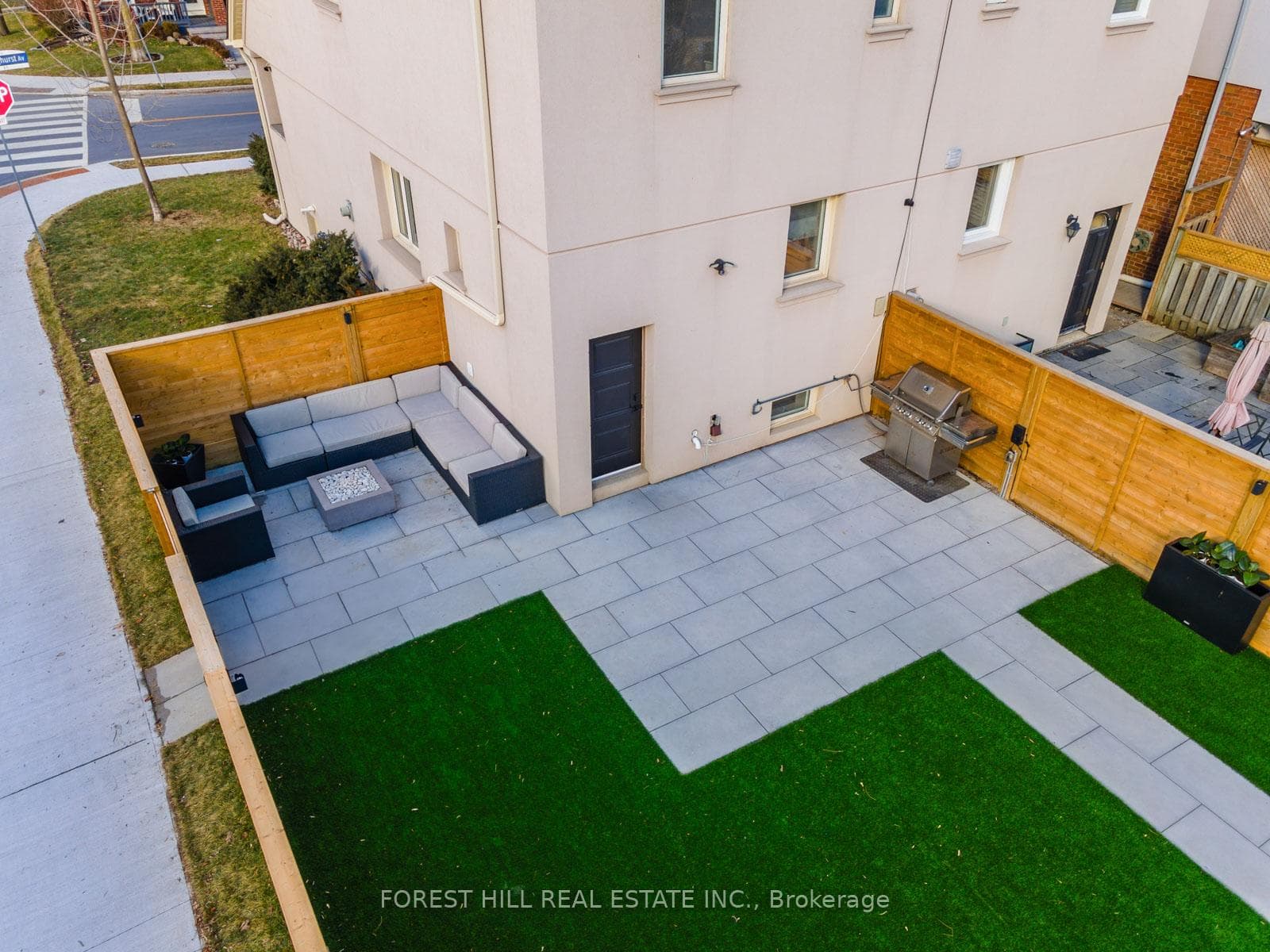 65 Craighurst Avenue photo 32