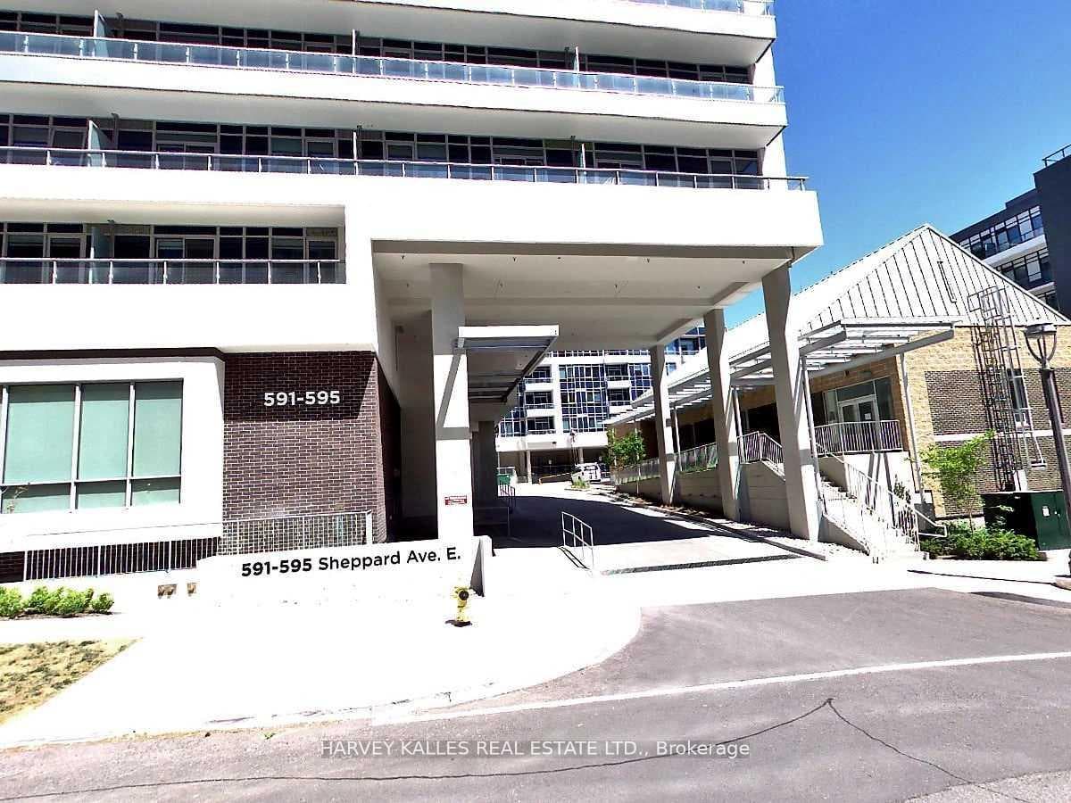591 Sheppard Avenue Unit 728 photo 1