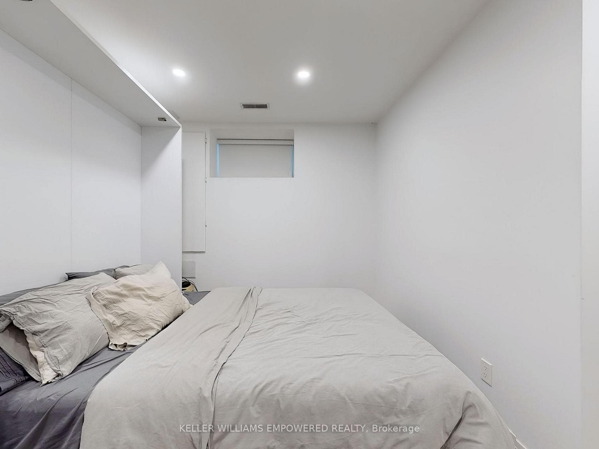 82 Russett Avenue Unit (Lower) photo 16