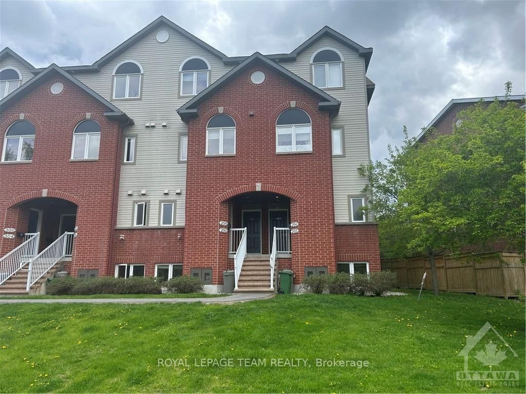 298 LONDON Terrace photo 1