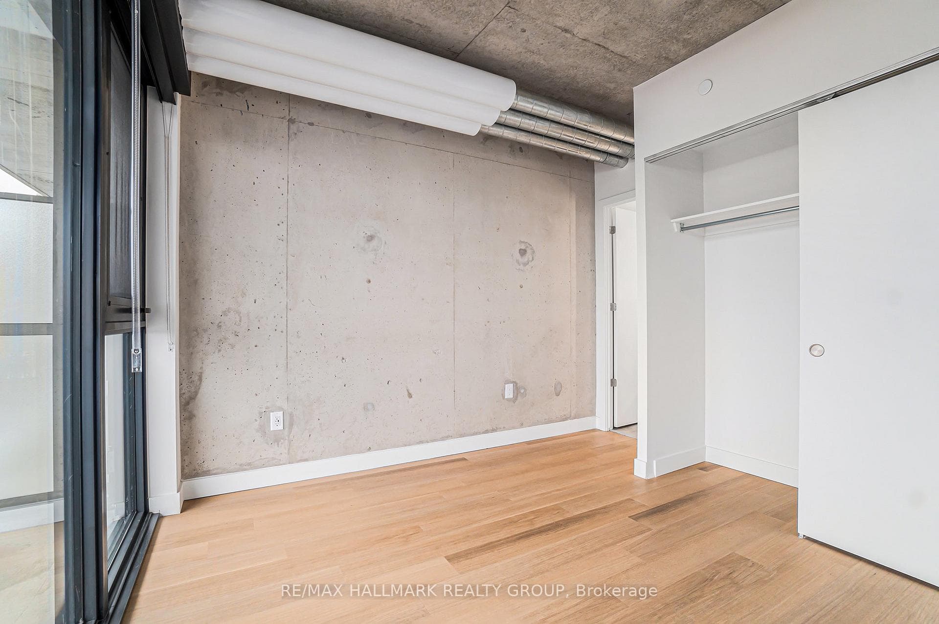 10 James Street Unit 414 photo 10