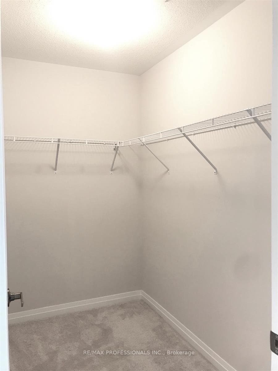 252 Provident Way photo 27
