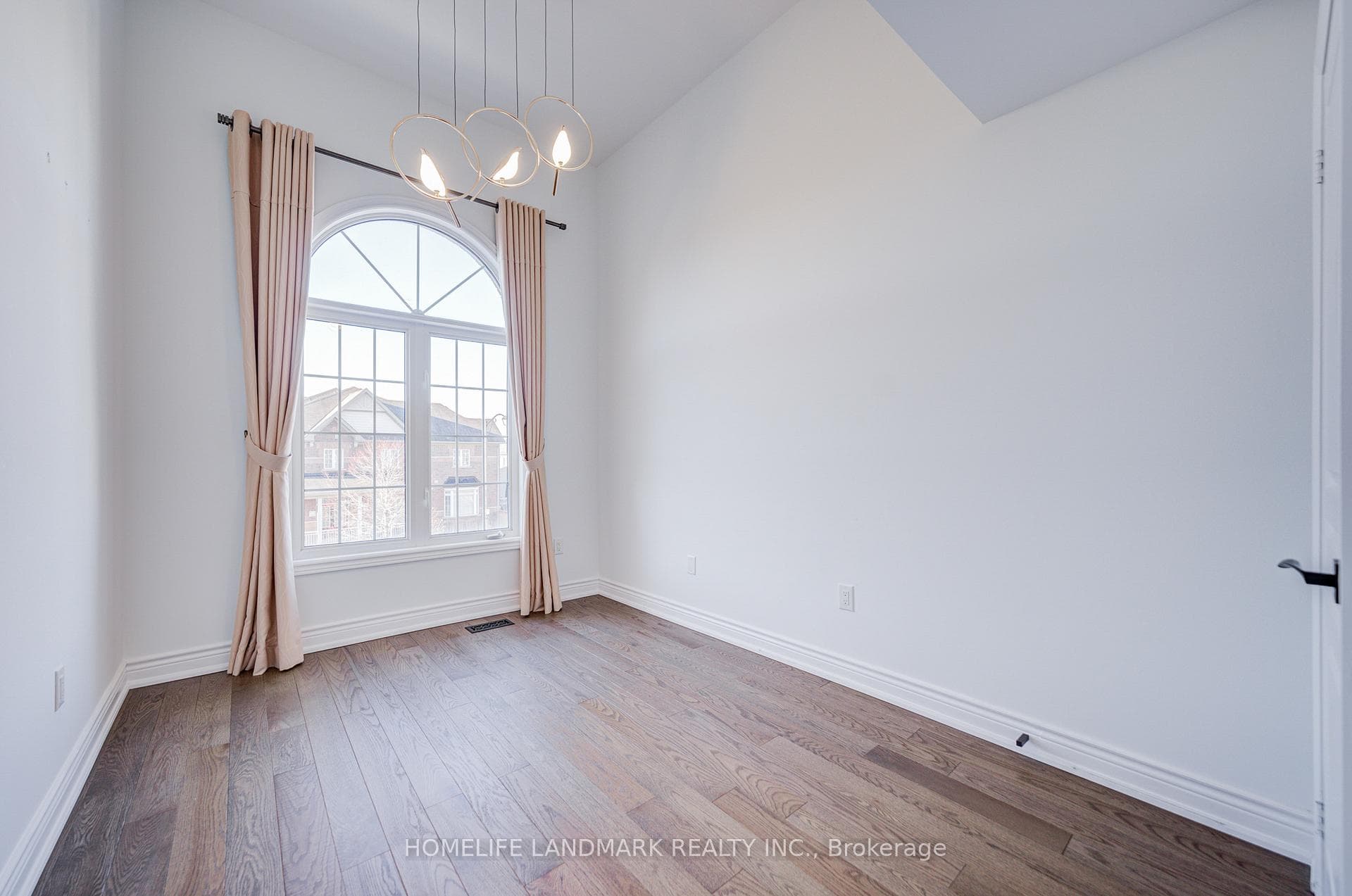 24 Haskett Drive photo 33