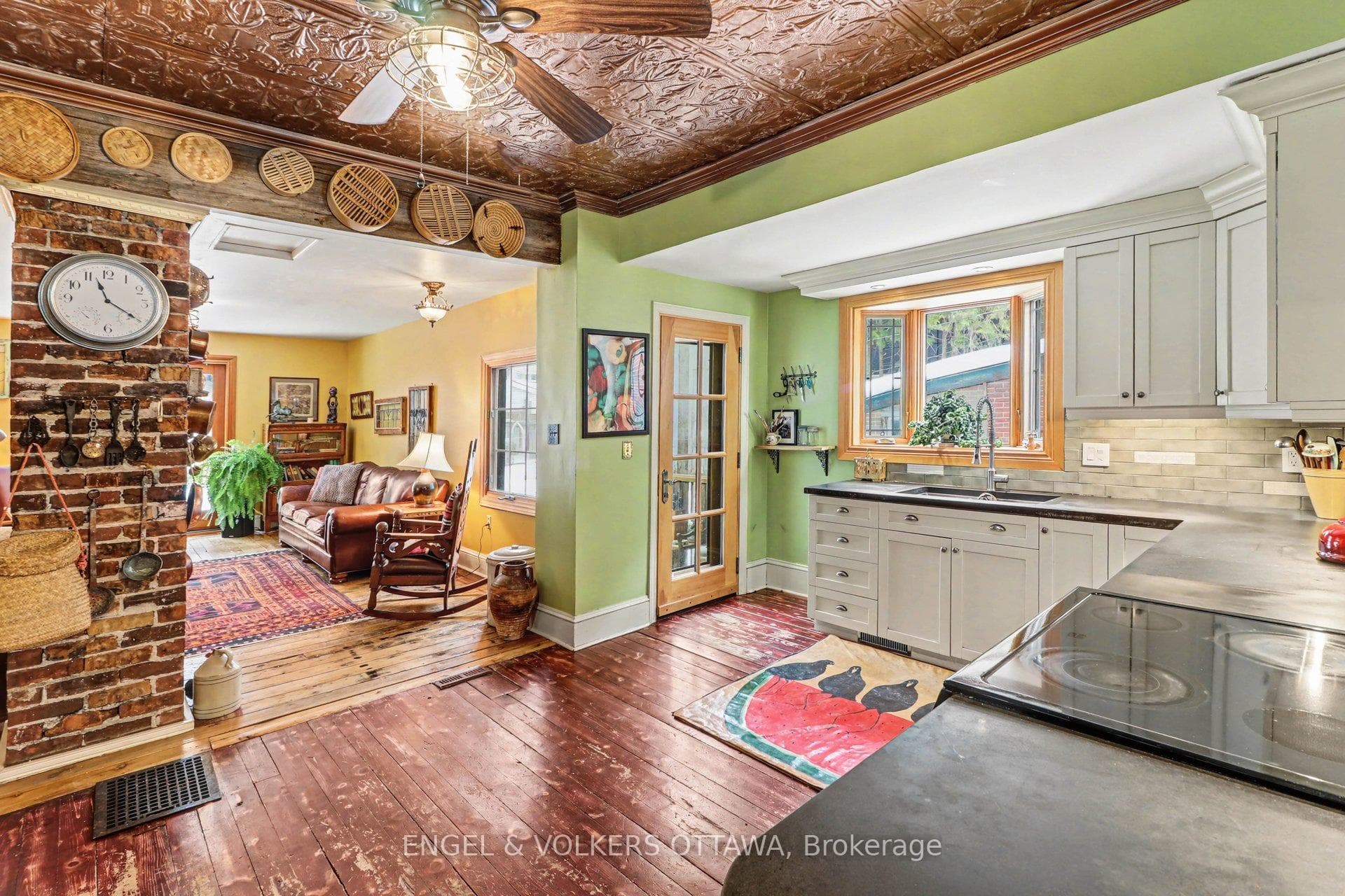 88 Pinhey Street photo 12