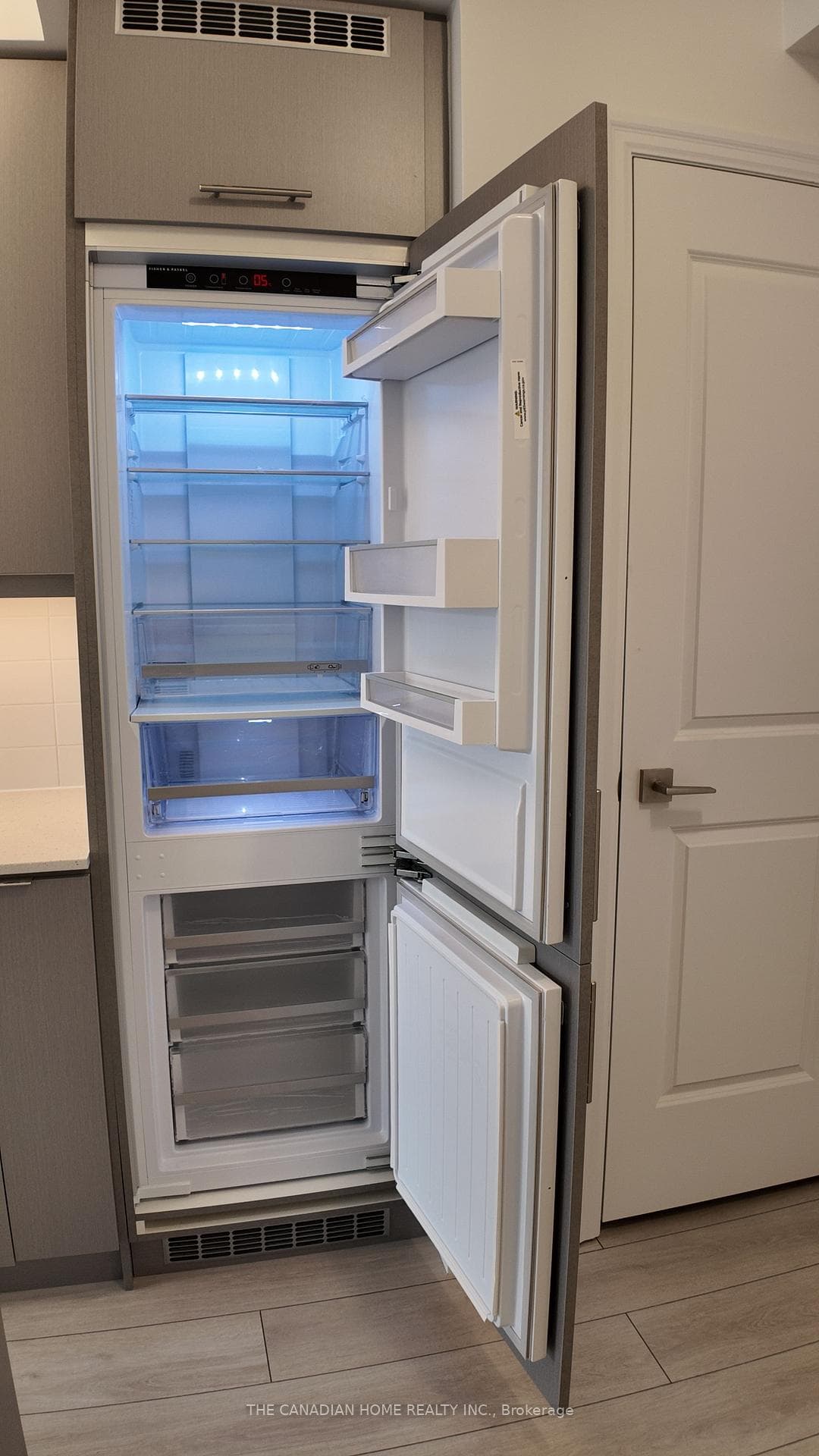 30 Elm Drive Unit 3810 photo 8